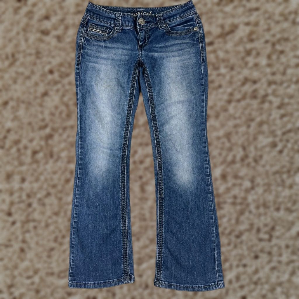 Vintage Maurices Jeans Womens 26x28 Blue Denim Bootcut Western Embroidered 26 Waist 28 Inseam Cotton Blend Regular Size 1 Hat? No. Size 25" / US 0 / IT 36 - 1 Thumbnail