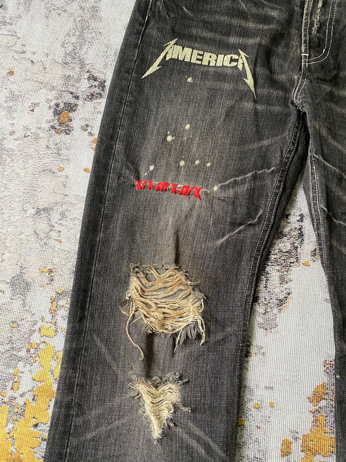 Undercover World Wide Love Japan Distressed Red Yarn Undercover Style Size US 30 / EU 46 - 6 Thumbnail