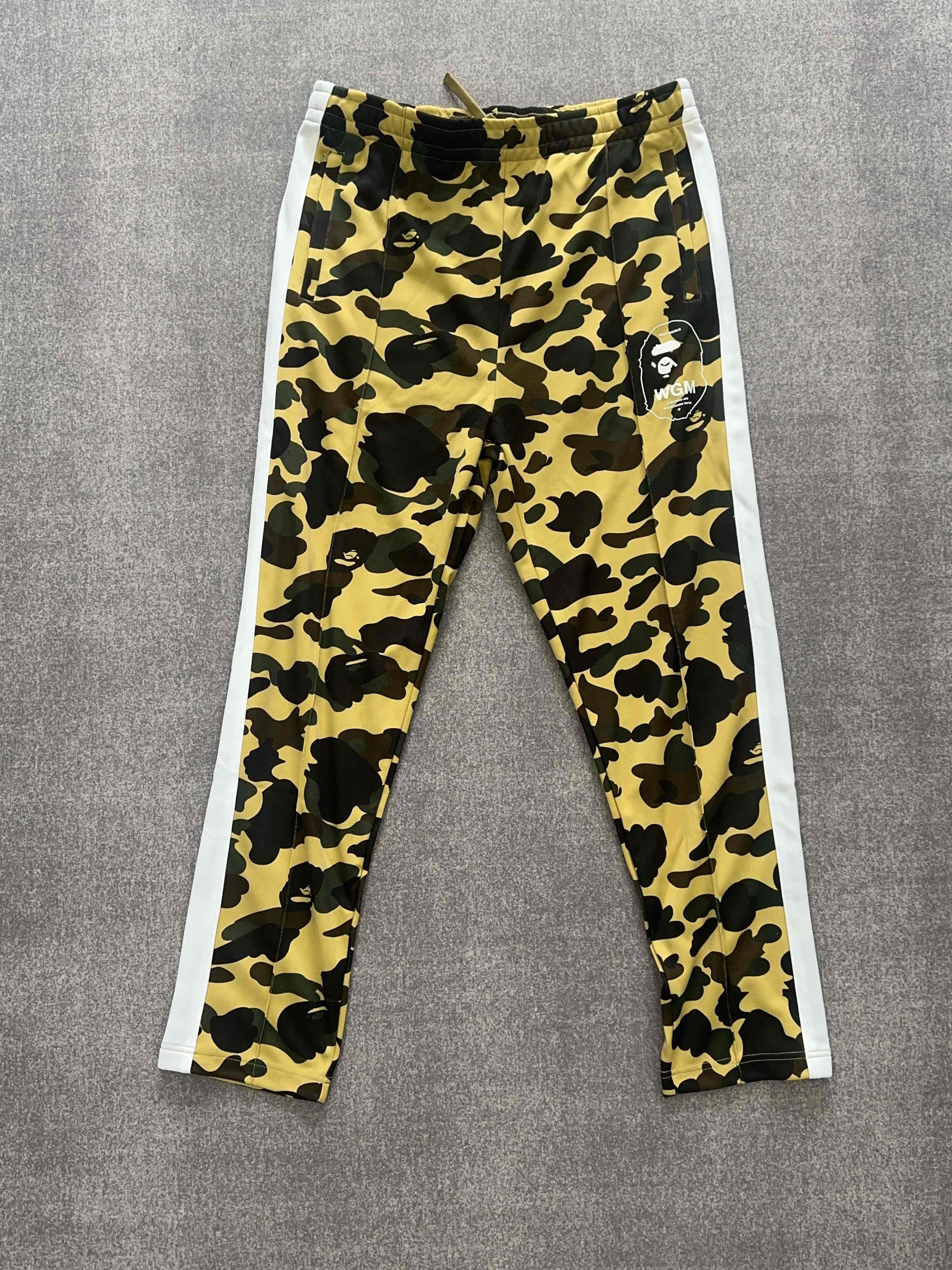 Bape A Bathing Ape Camo Sweatpants Size XL Size US 36 / EU 52 - 1 Thumbnail
