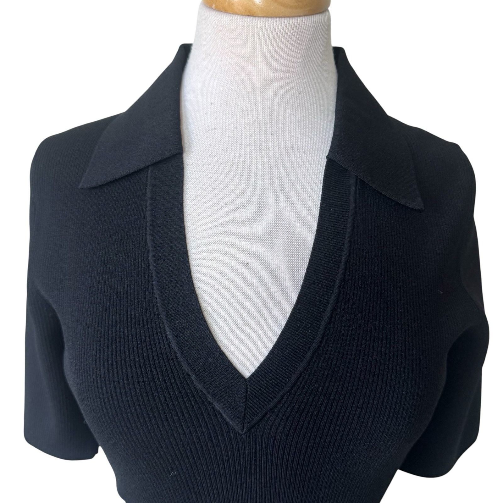Veronica Beard VERONICA BEARD Emily Polo Collared Shirt Black Stretch Knit Size M / US 6-8 / IT 42-44 - 6 Thumbnail