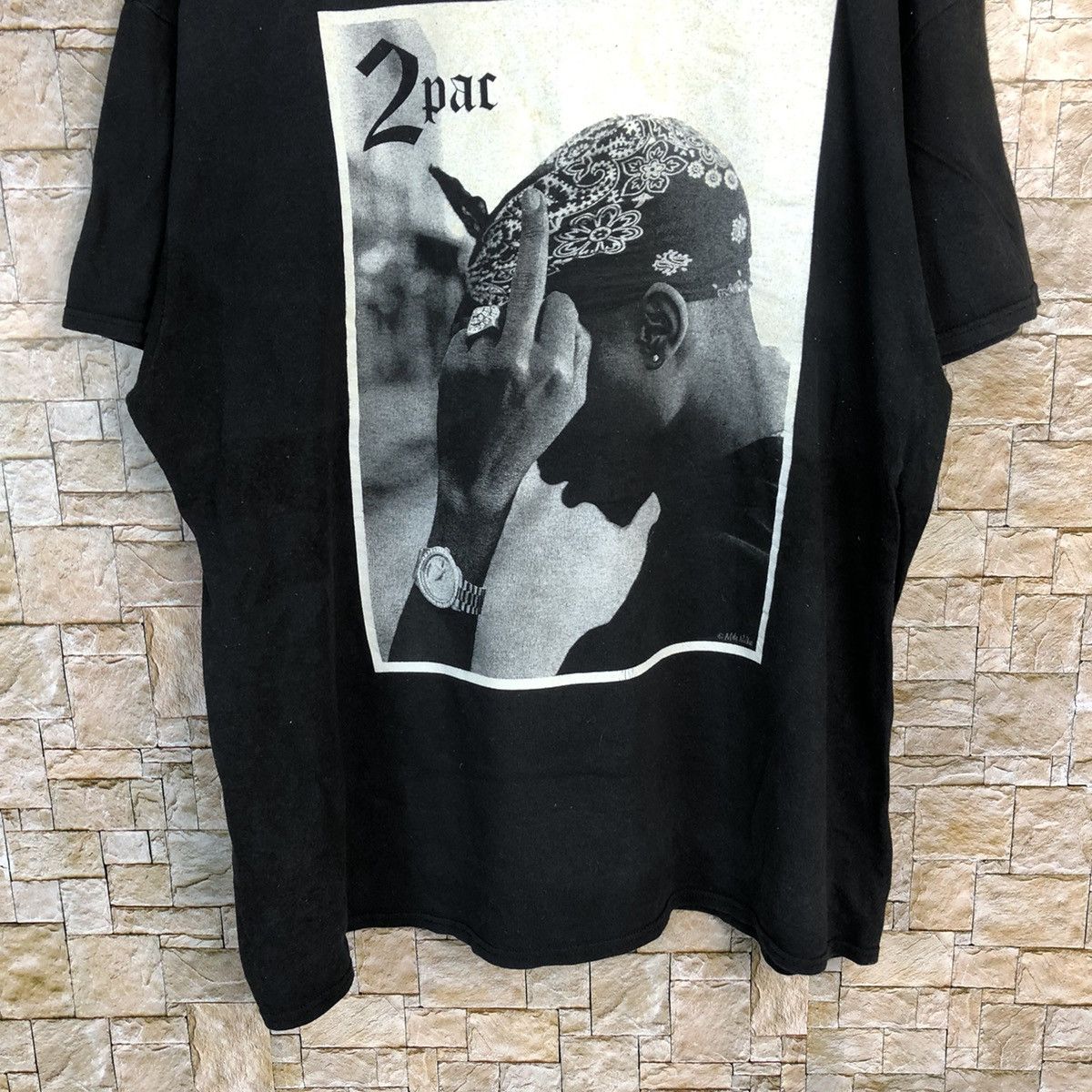 Band Tees 2 Pac Shakur American rapper legend Black T-Shirt #A283 Size US XL / EU 56 / 4 - 3 Thumbnail