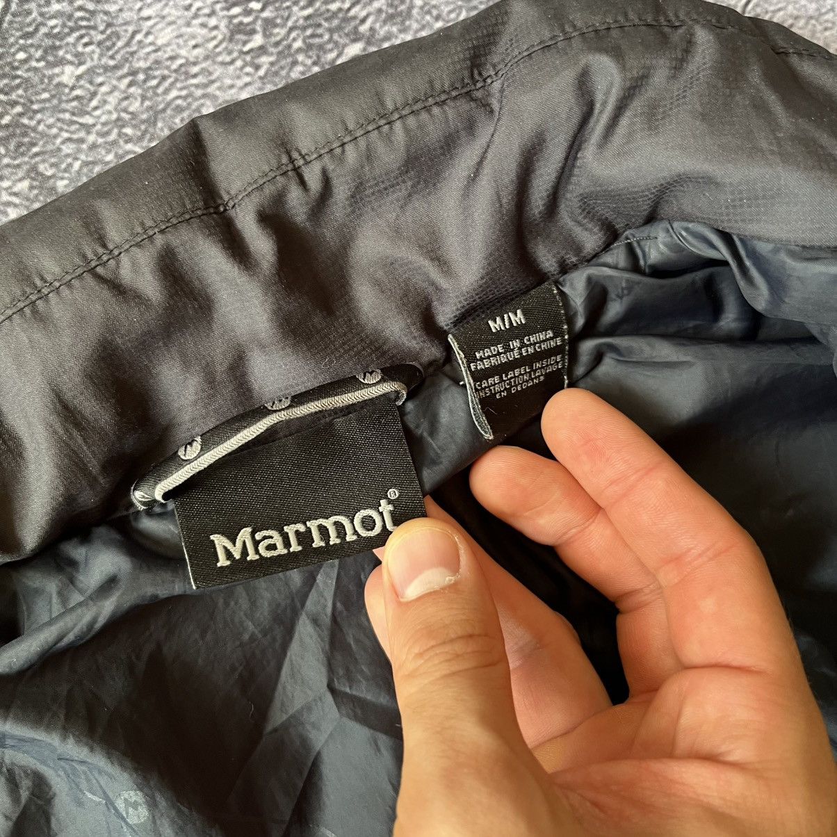 Marmot Marmot Women’s Jacket Size M Outdoor Hiking Waterproof Coat Size M / US 6-8 / IT 42-44 - 9 Thumbnail