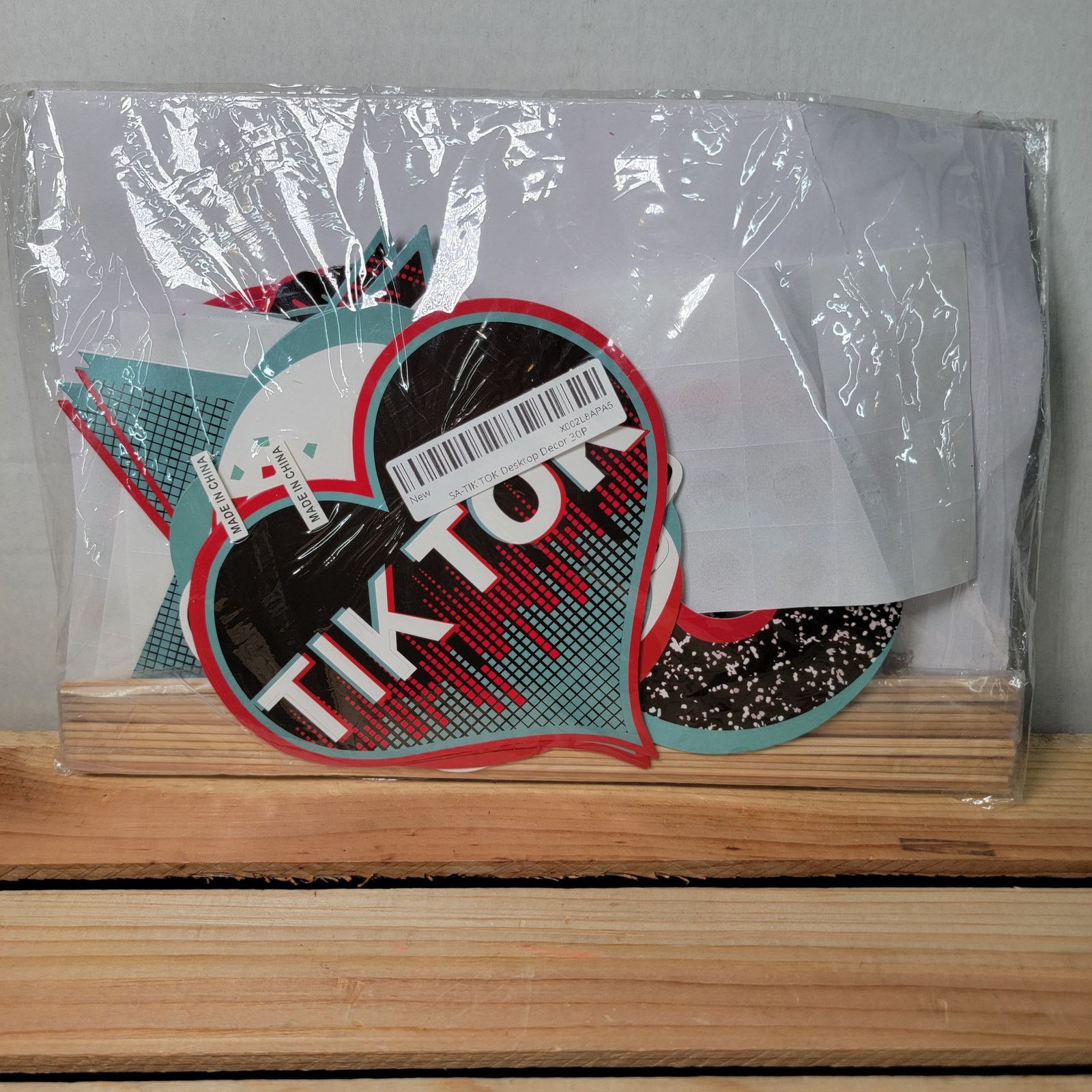 Other Tik-Tok Photo Op Set NEW Size ONE SIZE - 2 Thumbnail
