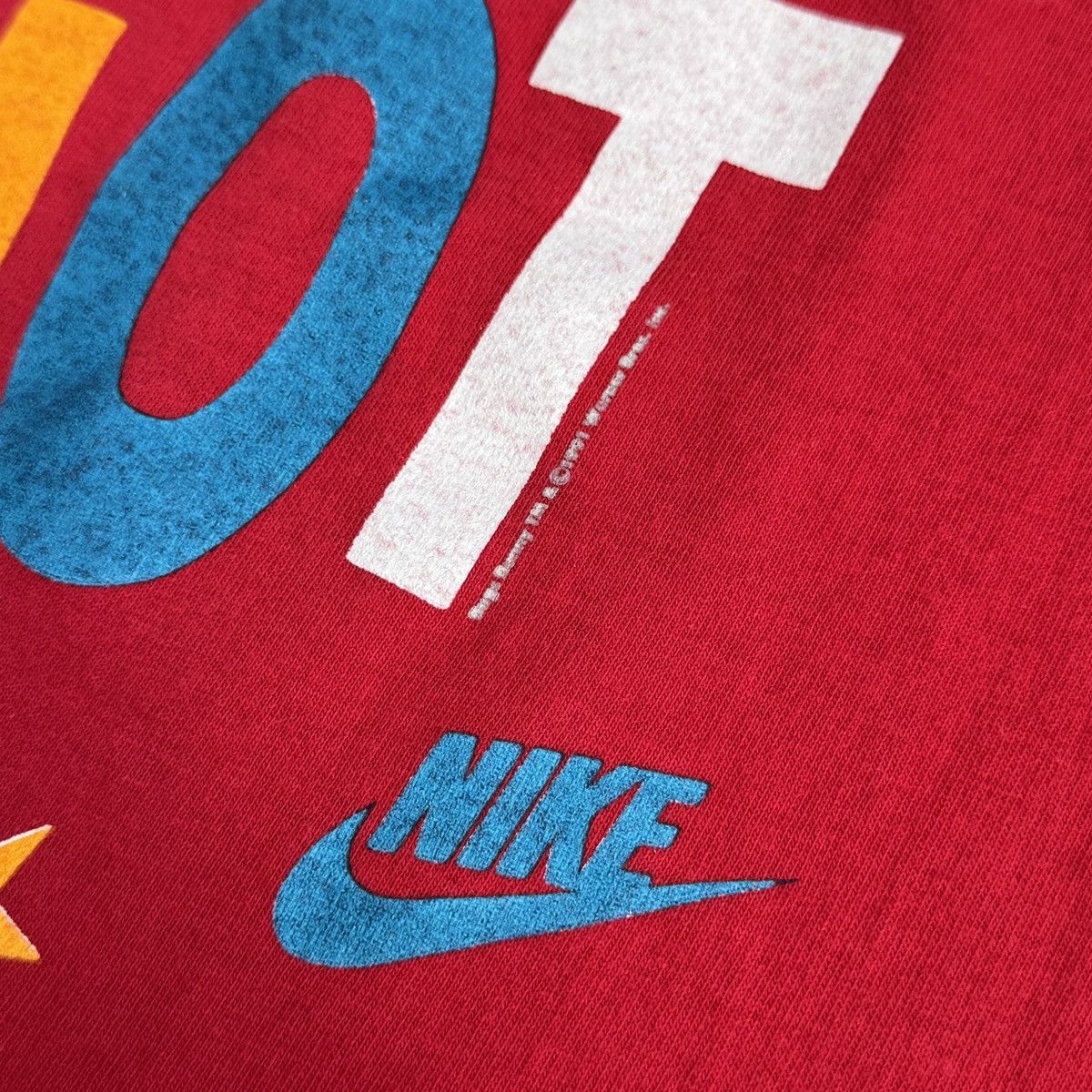 Vintage Vintage Nike Jordan Dunk Bugs Bunny 90s Rare Y2K T-Shirt Size US L / EU 52-54 / 3 - 18 Thumbnail
