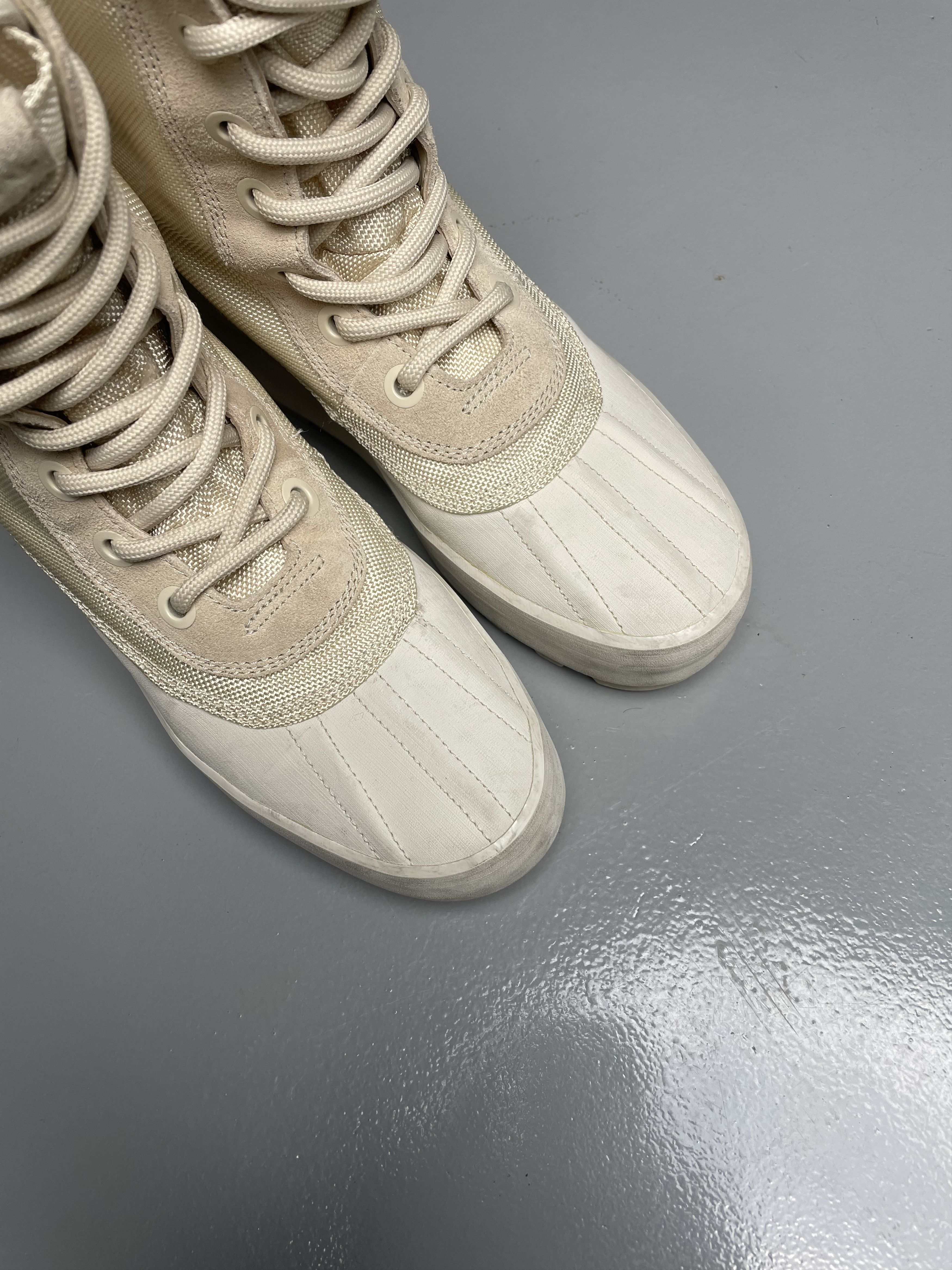 Yeezy adidas YEEZY Season 1 women's 950 boots (Turtle Dove) Size US 7.5 / IT 37.5 - 6 Thumbnail