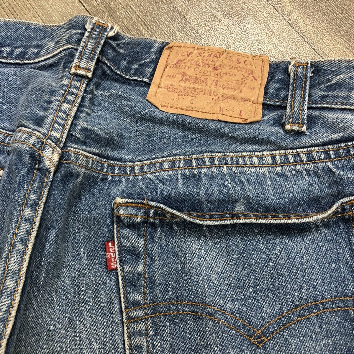 Levi's × Levi's Vintage Clothing × Vintage 🇺🇸 1980s Levis Strauss 501 #522 Faded Blue Jeans Size US 30 / EU 46 - 5 Thumbnail