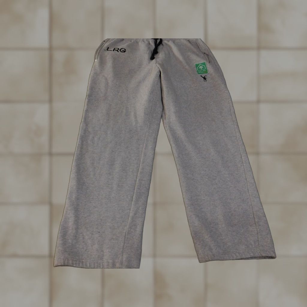 Vintage LRG Sweatpants Mens 3XL Grey Sweatpants Athletic Lounge Fleece Pockets Straight Regular Size Polyester Vintage No (adjust?) Size US 39 - 1 Thumbnail