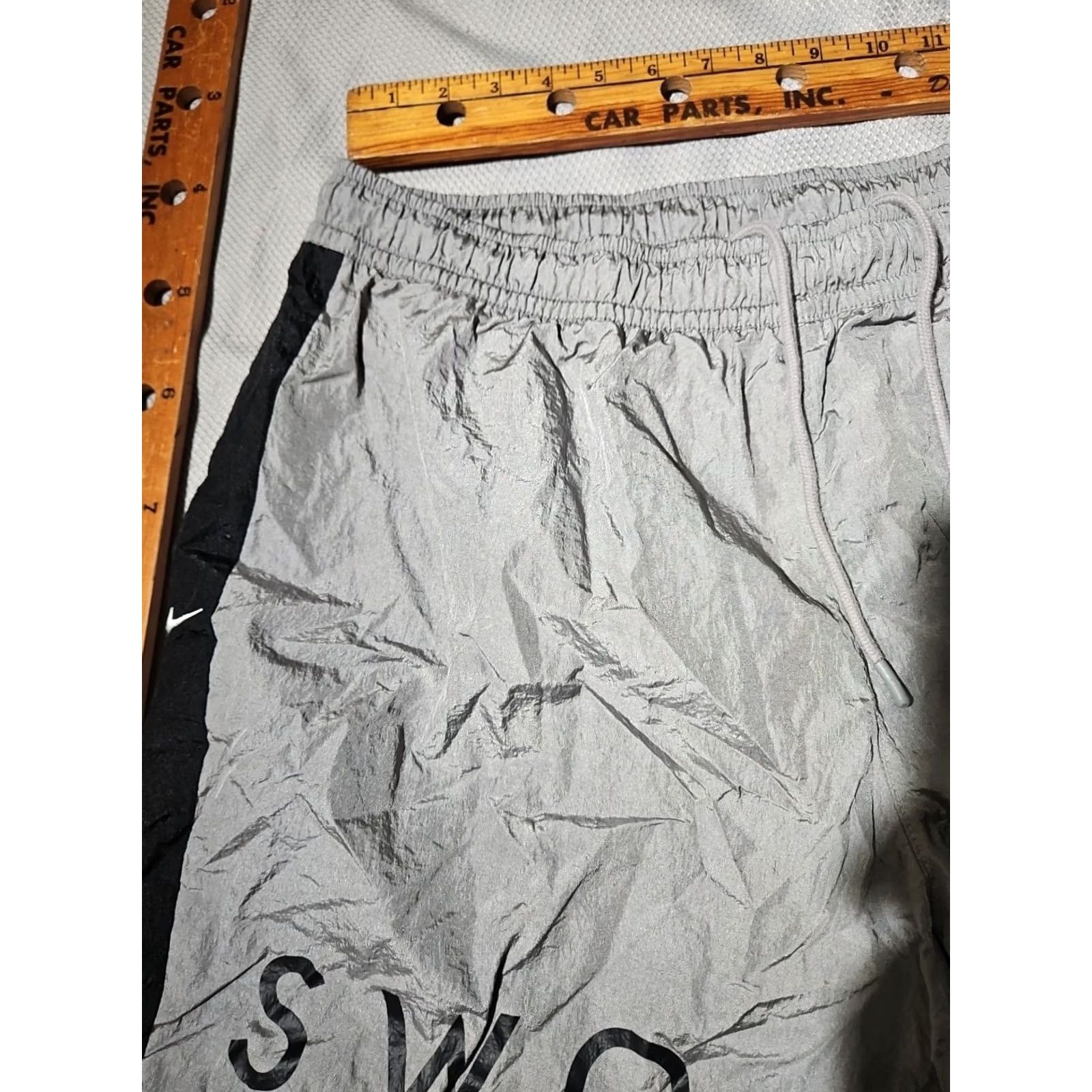Nike Nike Shorts Mens XL Gray NSW Woven Active Nylon SWOOSH Beaverton CJ4904-073 Pant Size US 36 / EU 52 - 3 Thumbnail