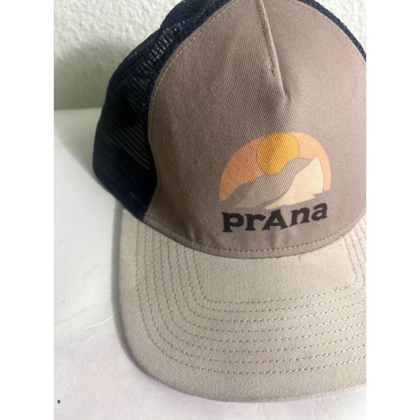 Prana prAna Hat Men’s Trucker Beige & Blue Snap Back Lower Pines Series Outdoor Multicolor One Size Mens Size ONE SIZE - 2 Thumbnail