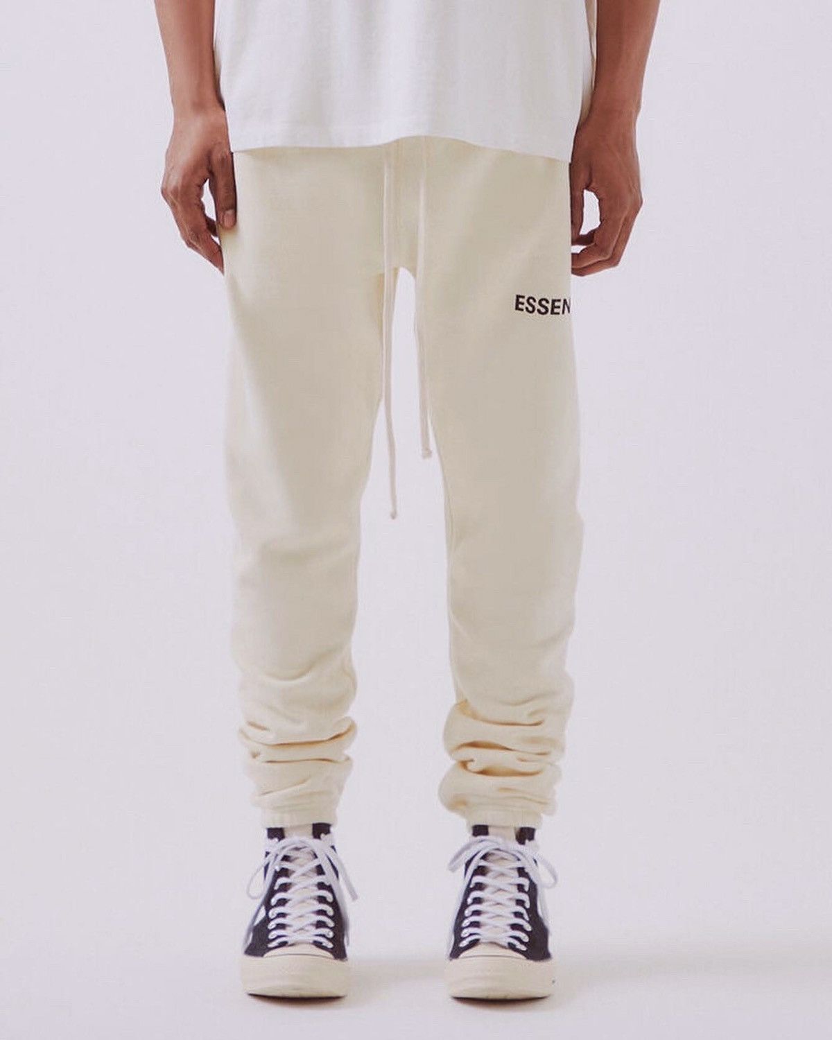 Essentials 2018 OG Fear Of God Essentials Cream Sweatpants Size US 34 / EU 50 - 2 Thumbnail
