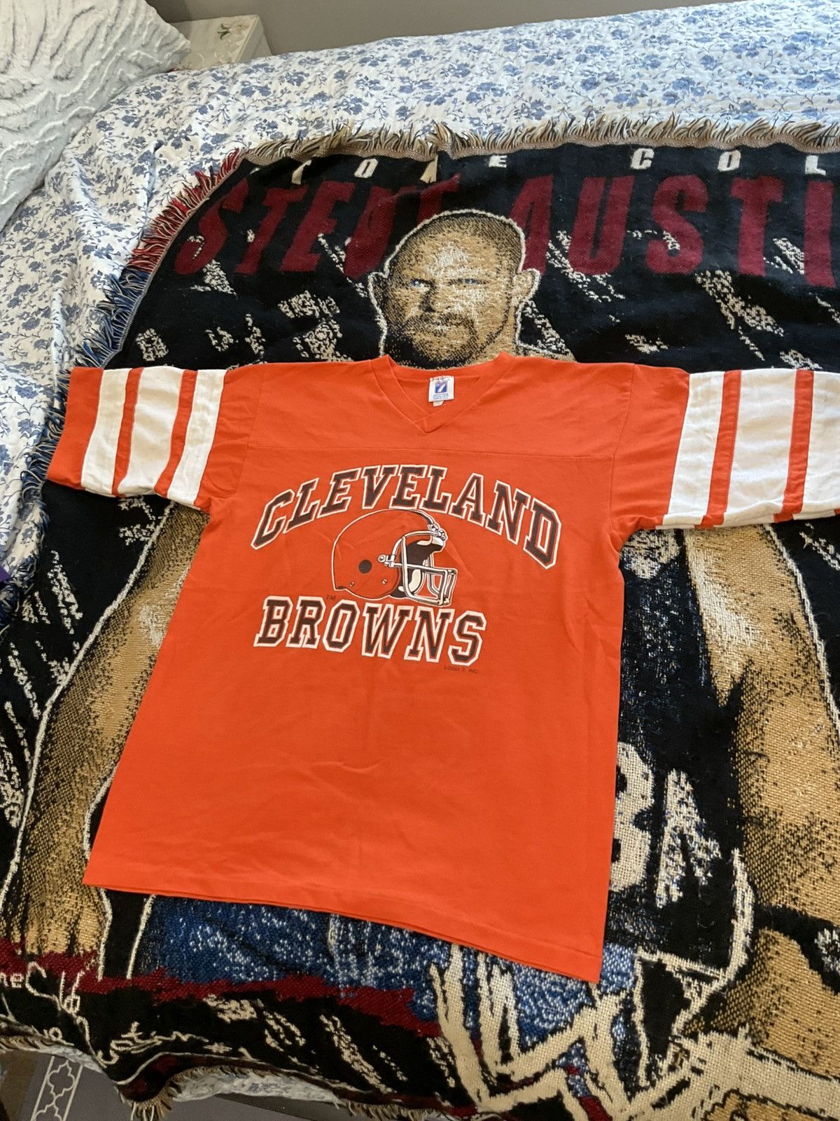 Logo 7 NFL Cleveland browns vintage logo 7 shirt large Size US L / EU 52-54 / 3 - 1 Thumbnail
