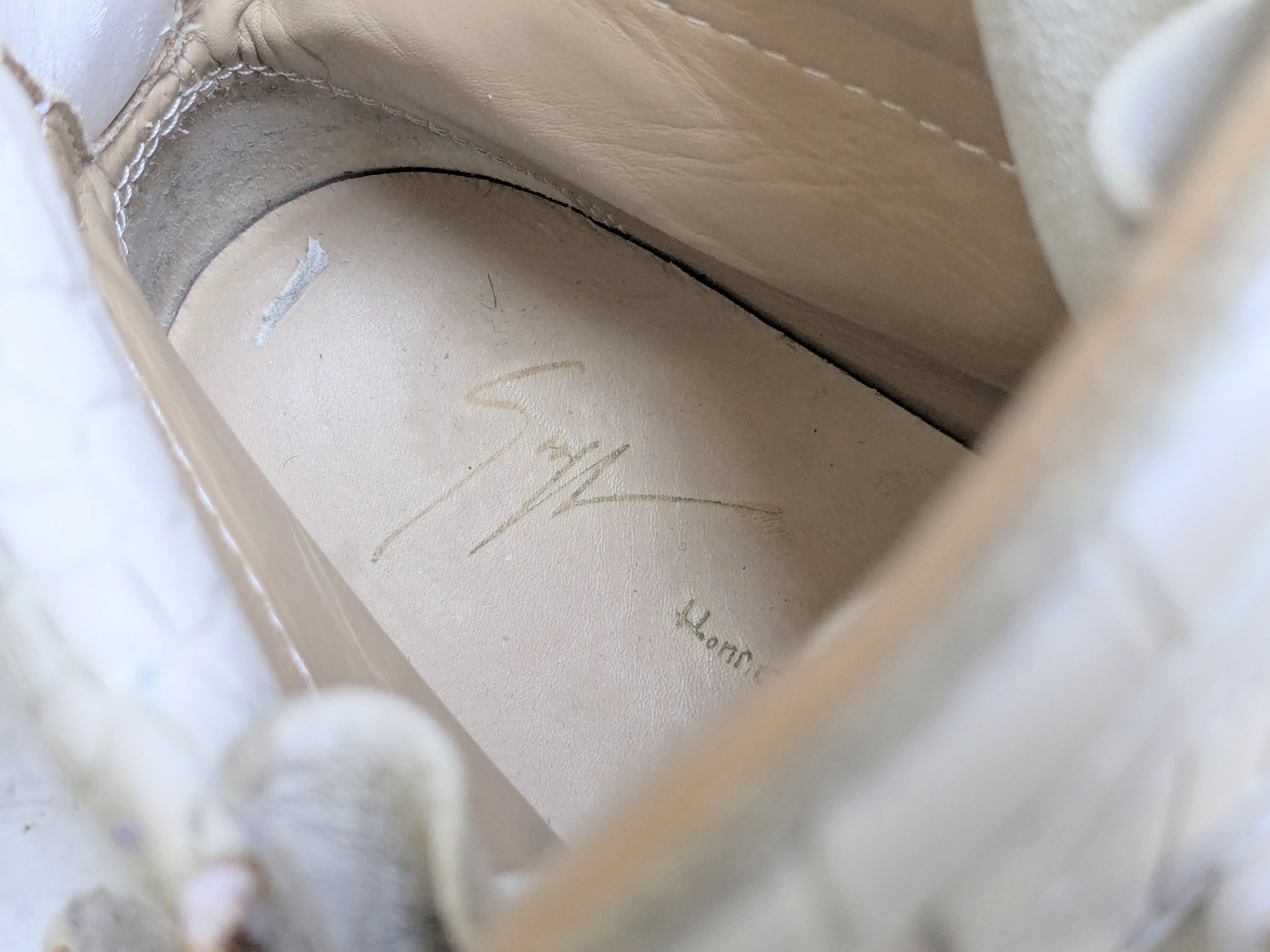 Giuseppe Zanotti Giuseppe Zanotti Sneakers White Gold 10 43 High Tops Size US 10 / EU 43 - 8 Thumbnail
