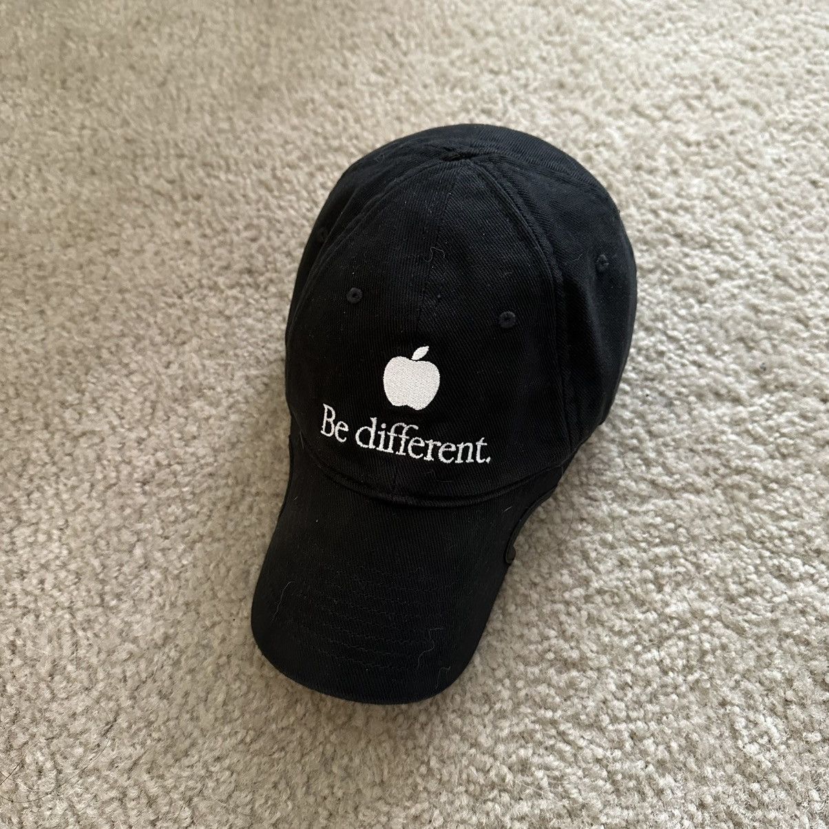 image of Balenciaga Apple Be Different Cap Black, Men's