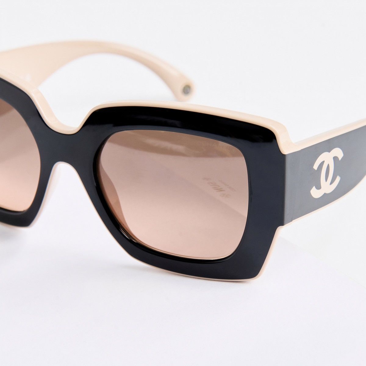 Chanel CHANEL 0CH6059 C53443 SUNGLASSES Size ONE SIZE - 3 Thumbnail