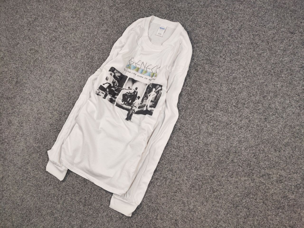 Band Tees Vintage Genesis Lamb Lies Down Broadway Long Sleeve t shirt Size US L / EU 52-54 / 3 - 2 Thumbnail