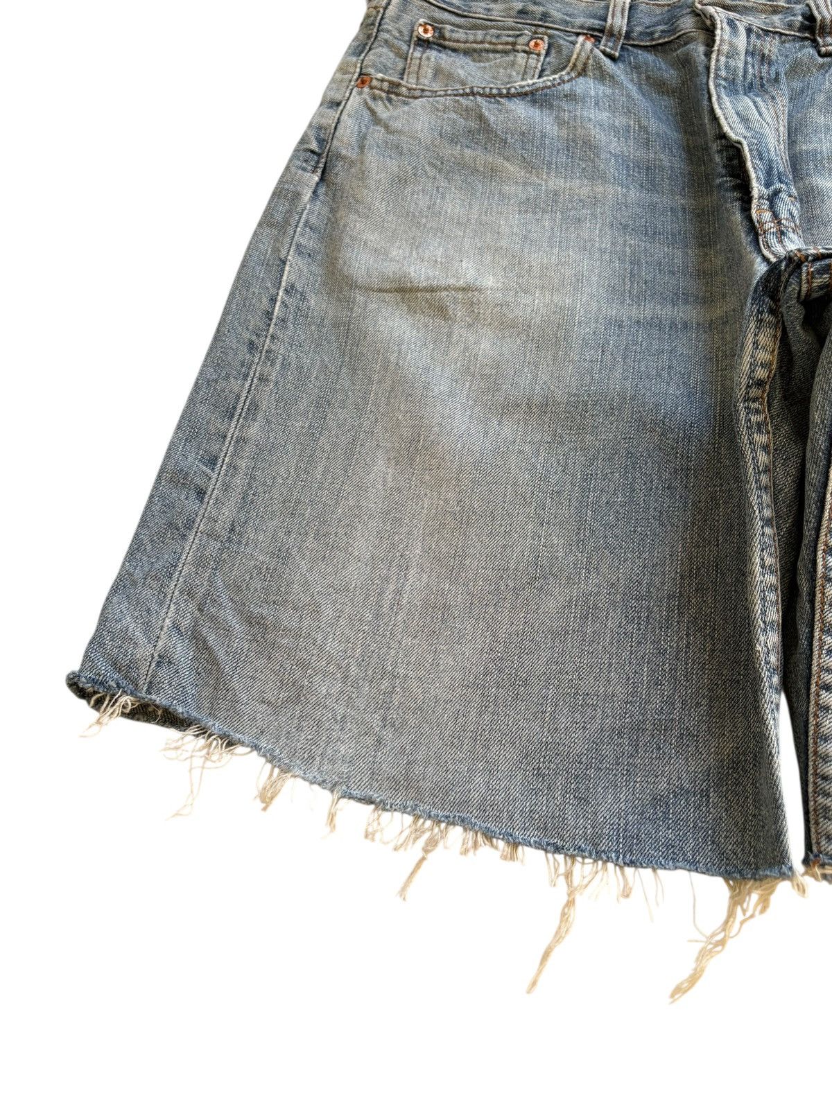 Levi's Vintage 90s Levis 504 Distressed Loose Jean Shorts Jorts Size US 34 / EU 50 - 8 Thumbnail