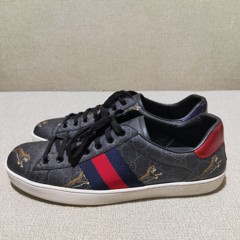 Gucci Gucci Ace Tiger Pattern Fashion Sneakers 0079 Size US 9.5 / EU 42-43 - 1 Thumbnail