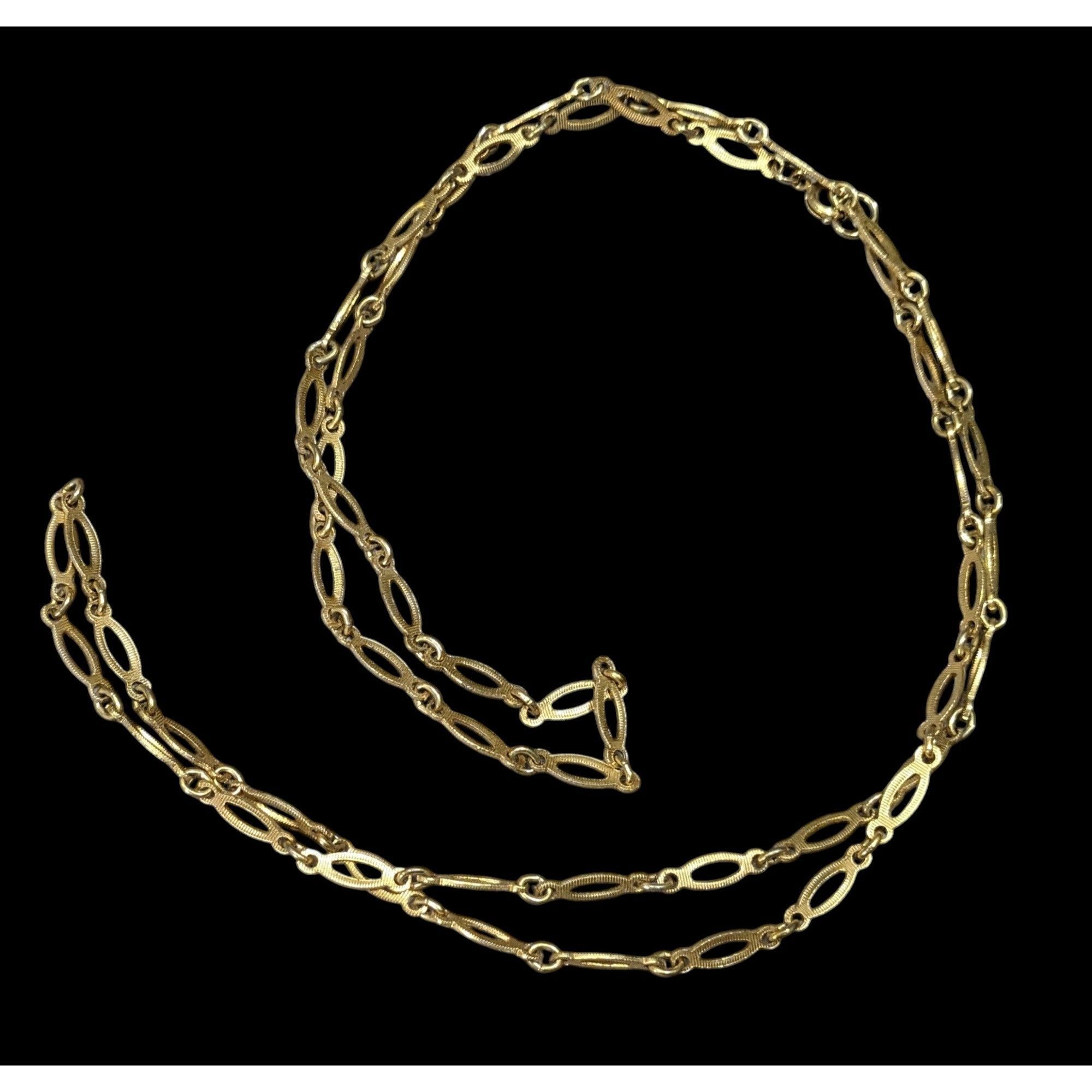 Other Vintage Textured Gold Tone Oblong Link Chain Necklace Size ONE SIZE - 1 Thumbnail