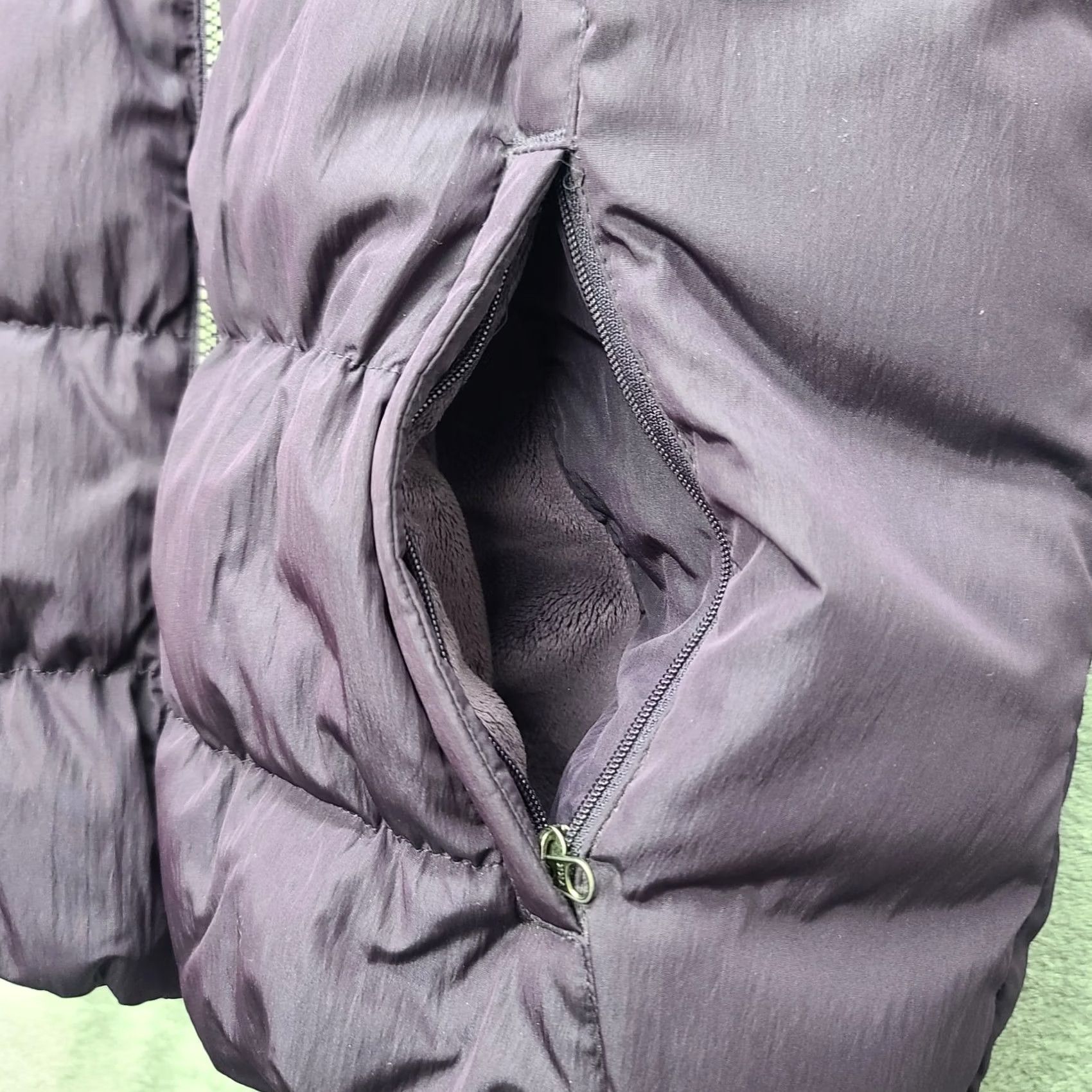 Eddie Bauer VINTAGE? No. Eddie Bauer Puffer Vest Womens S Goose Down Fleece Lined Regular Fit Gorpcore Size S / US 4 / IT 40 - 5 Thumbnail
