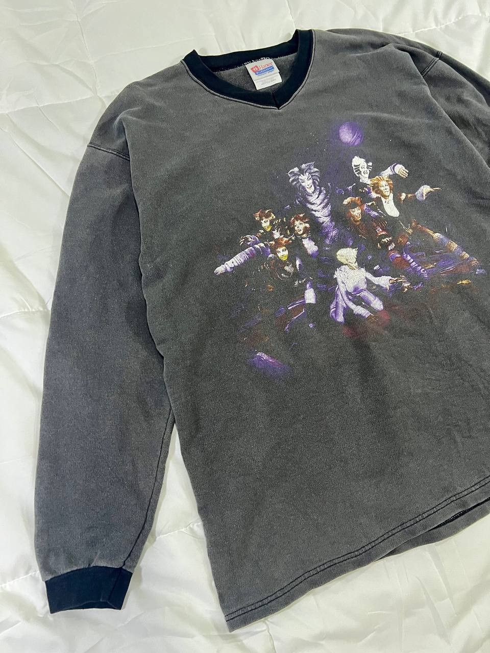 Vintage Vintage Faded Cats Movie Vneck Longsleeve Size US M / EU 48-50 / 2 - 4 Thumbnail