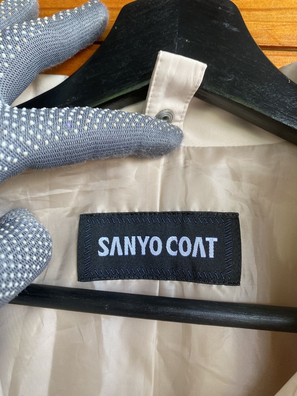 Sanyo Vintage Beige Sanyo Coat Women’s Windbreaker Jacket Japan Size L / US 10 / IT 46 - 6 Thumbnail
