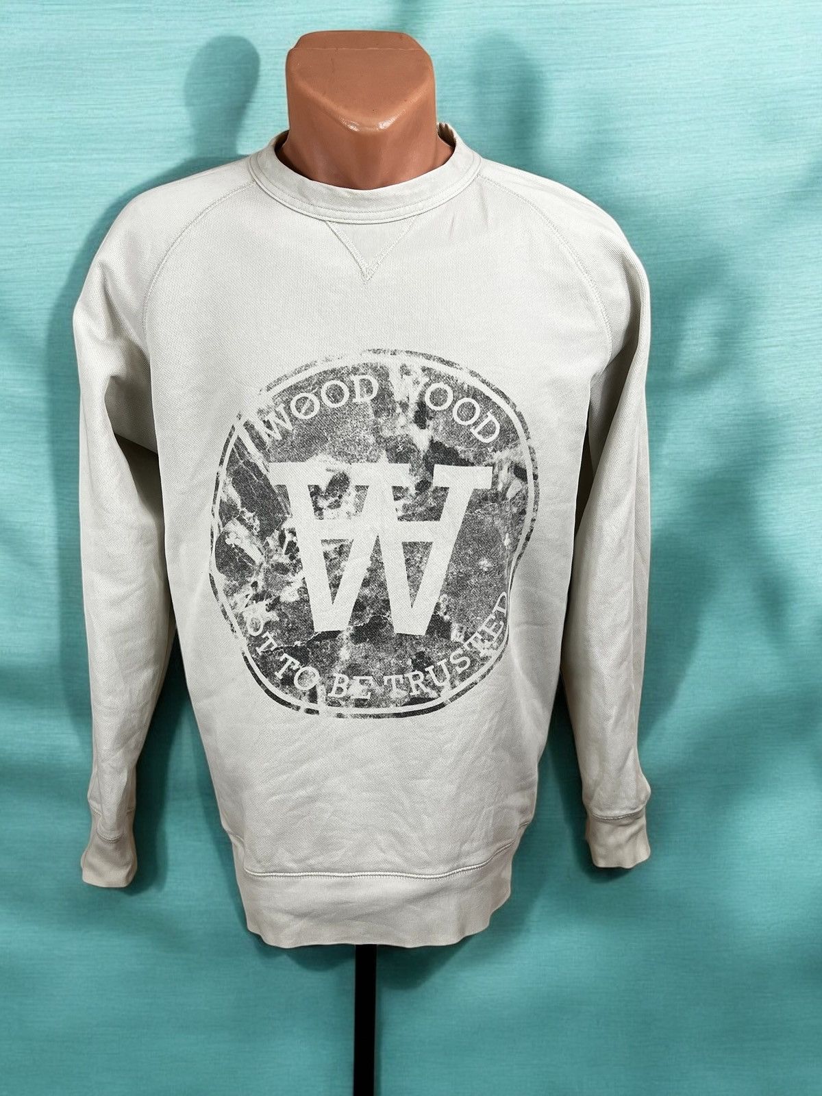 Wood Wood Wood Wood beige crewneck size L Size US L / EU 52-54 / 3 - 1 Thumbnail