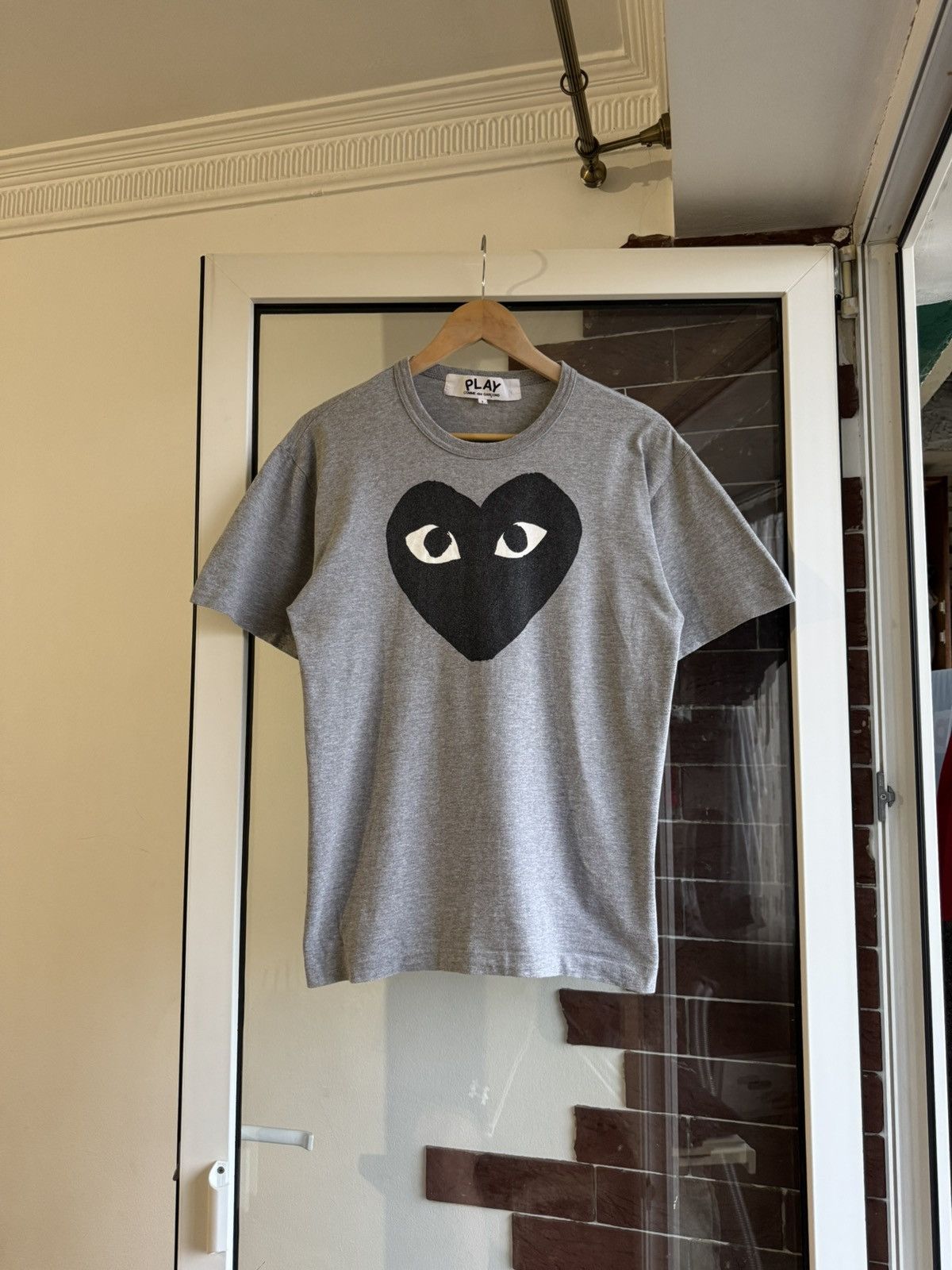 Comme des Garcons PLAY Comme Des Garcons gray tshirt Size US L / EU 52-54 / 3 - 5 Thumbnail