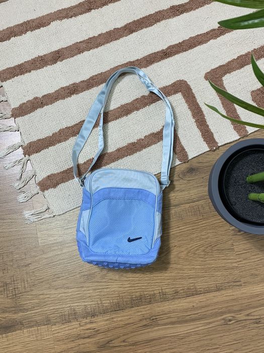 Nike VINTAGE NIKE WAFFLE 2000s CROSSBODY BAG | Grailed