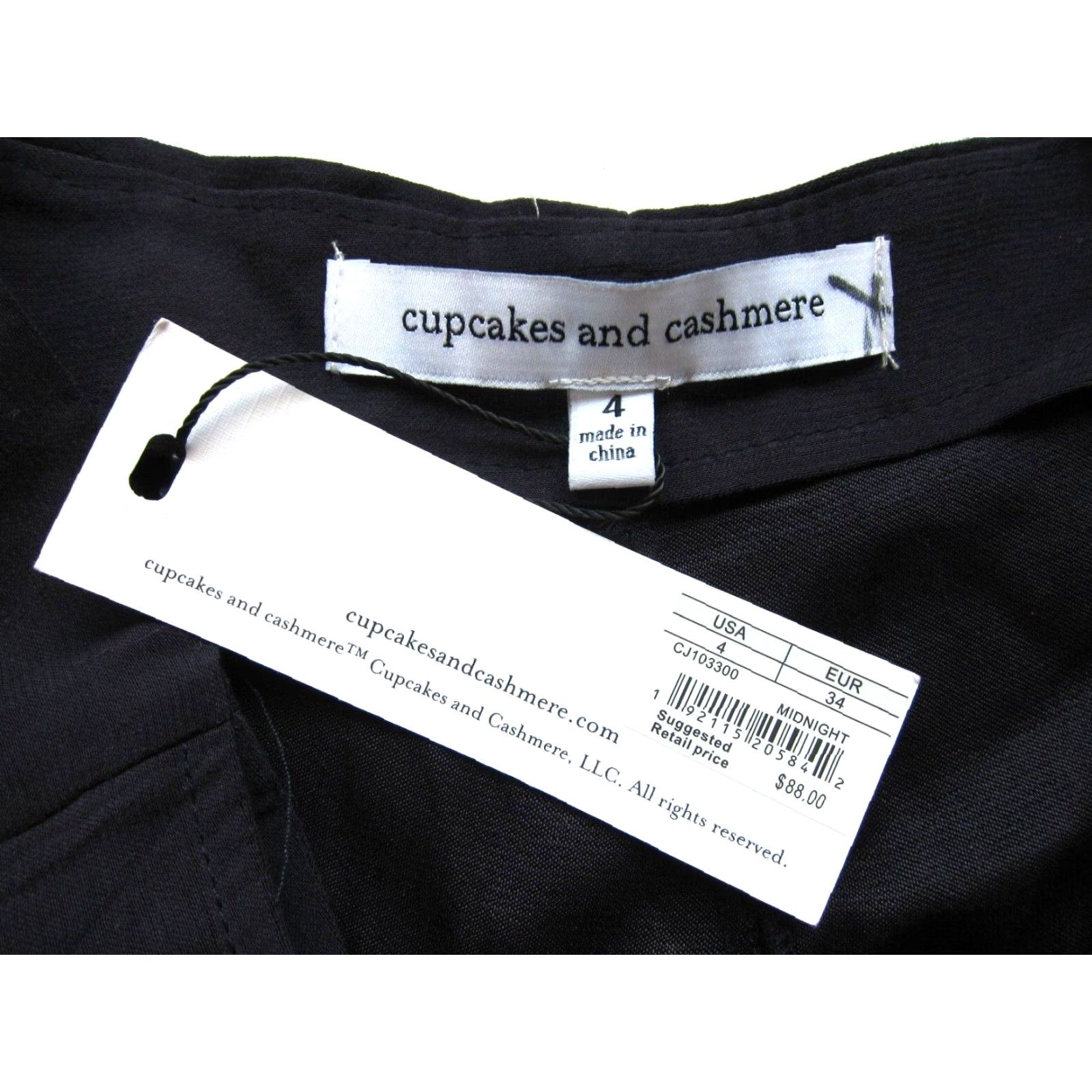 Vintage NWT Cupcakes And Cashmere Rayon Navy Blue High Rise Wrap Shorts Women Size 4 Size 27" / US 4 / IT 40 - 4 Thumbnail