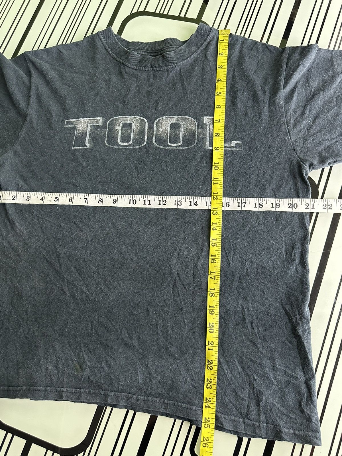Band Tees Thrashed Vintage Tool Salival Rock Band Shirt Tee Size US M / EU 48-50 / 2 - 7 Thumbnail