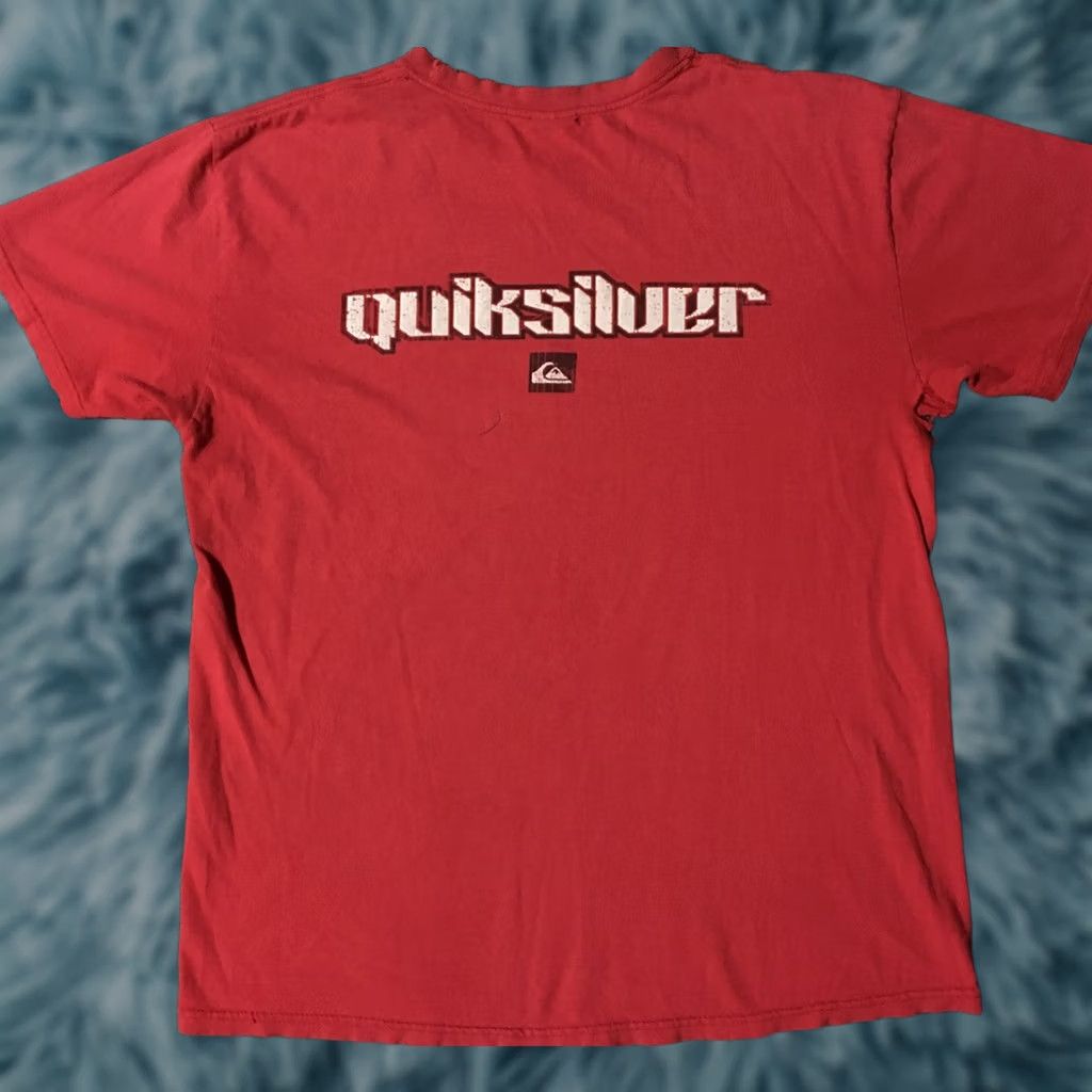 Billabong VINTAGE Quiksilver Tshirt Shirt L Red 90s Grunge Surf Skate Beach Ocean Graphic Tee Mens Size US L / EU 52-54 / 3 - 1 Thumbnail