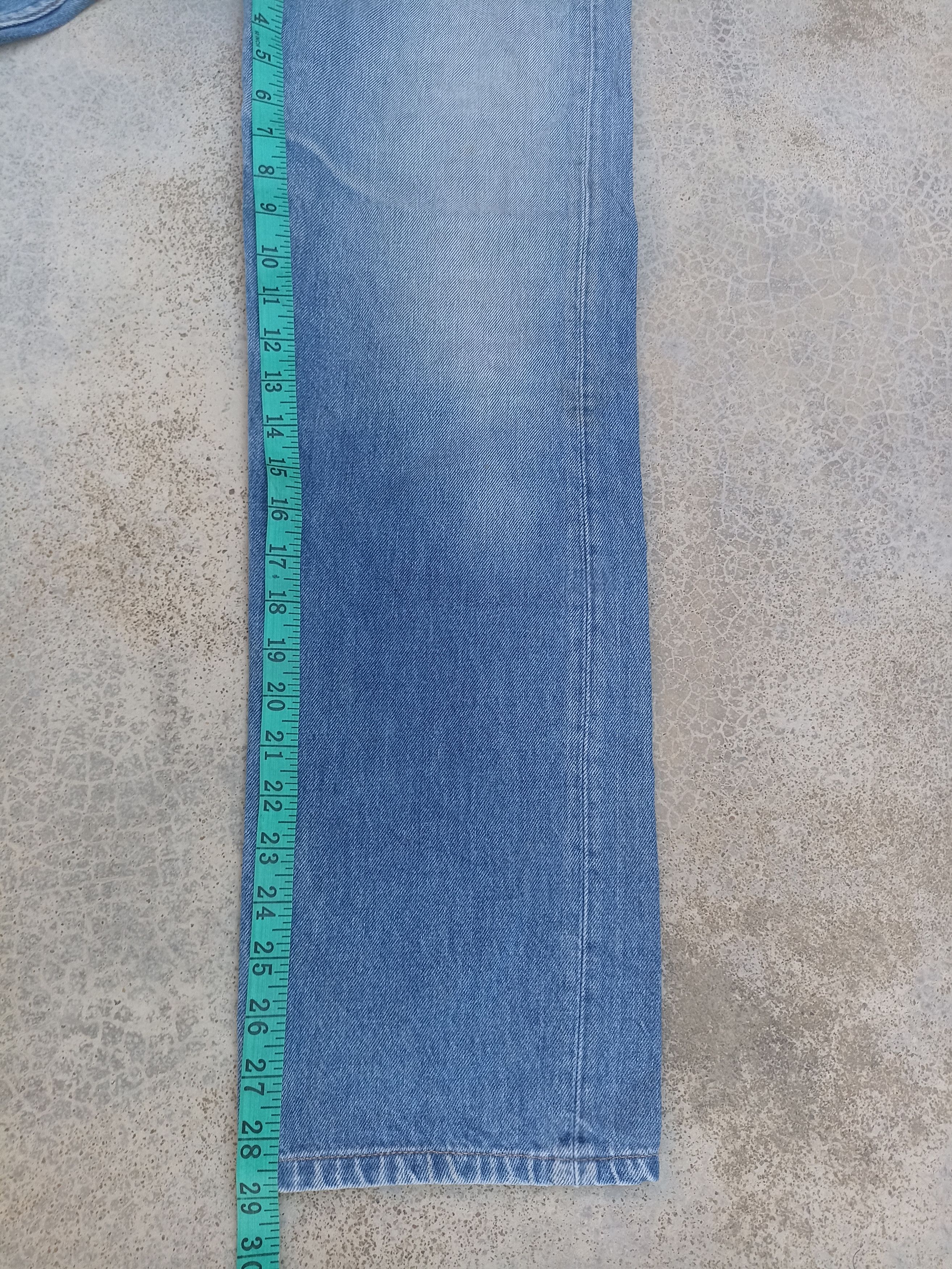 Levi's 🔥 Vtg 90s Vintage Levis 501 jeans Usa faded distressed Size US 30 / EU 46 - 16 Thumbnail