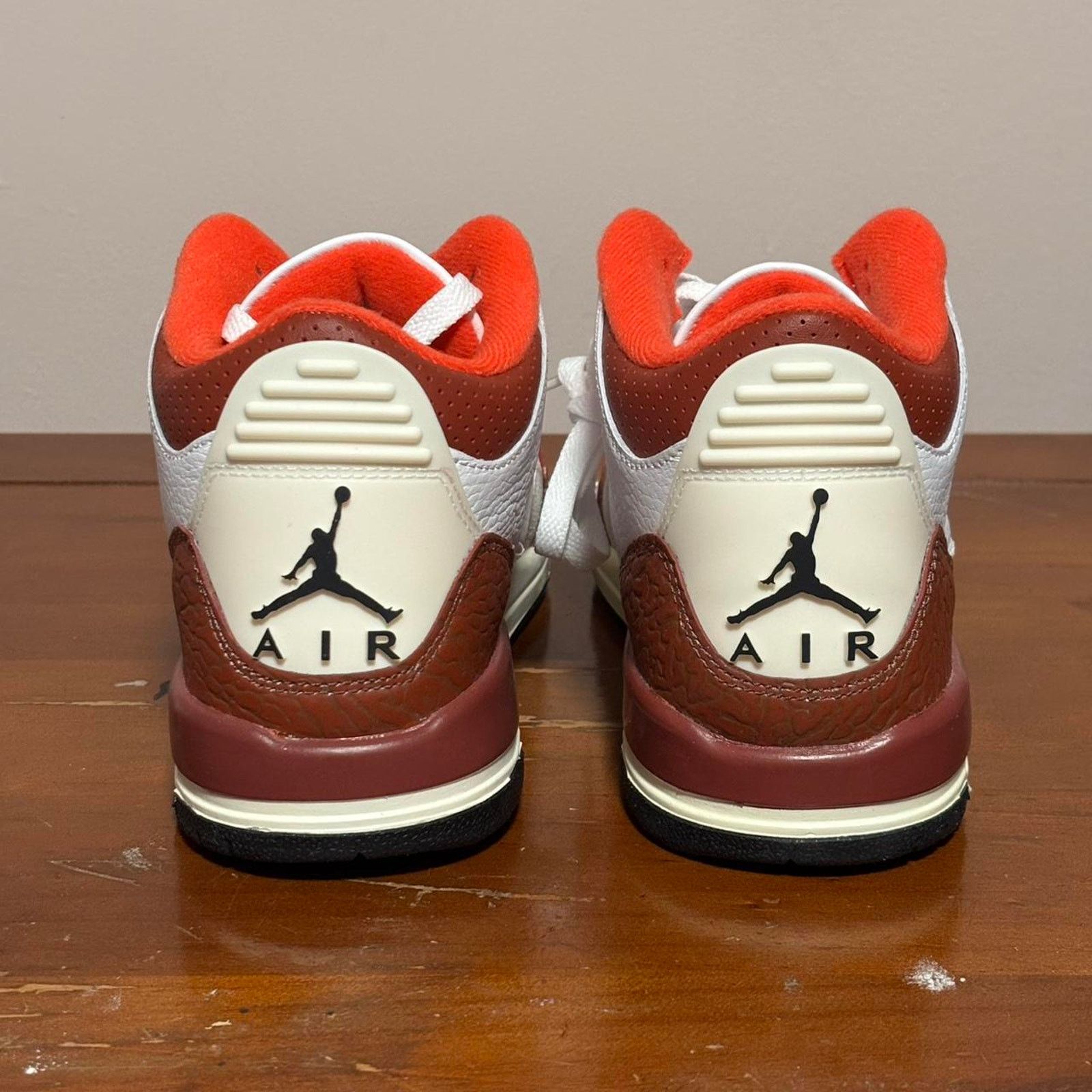 Jordan Brand Jordan 3 orange white b grades Size US 7 / EU 40 - 3 Thumbnail