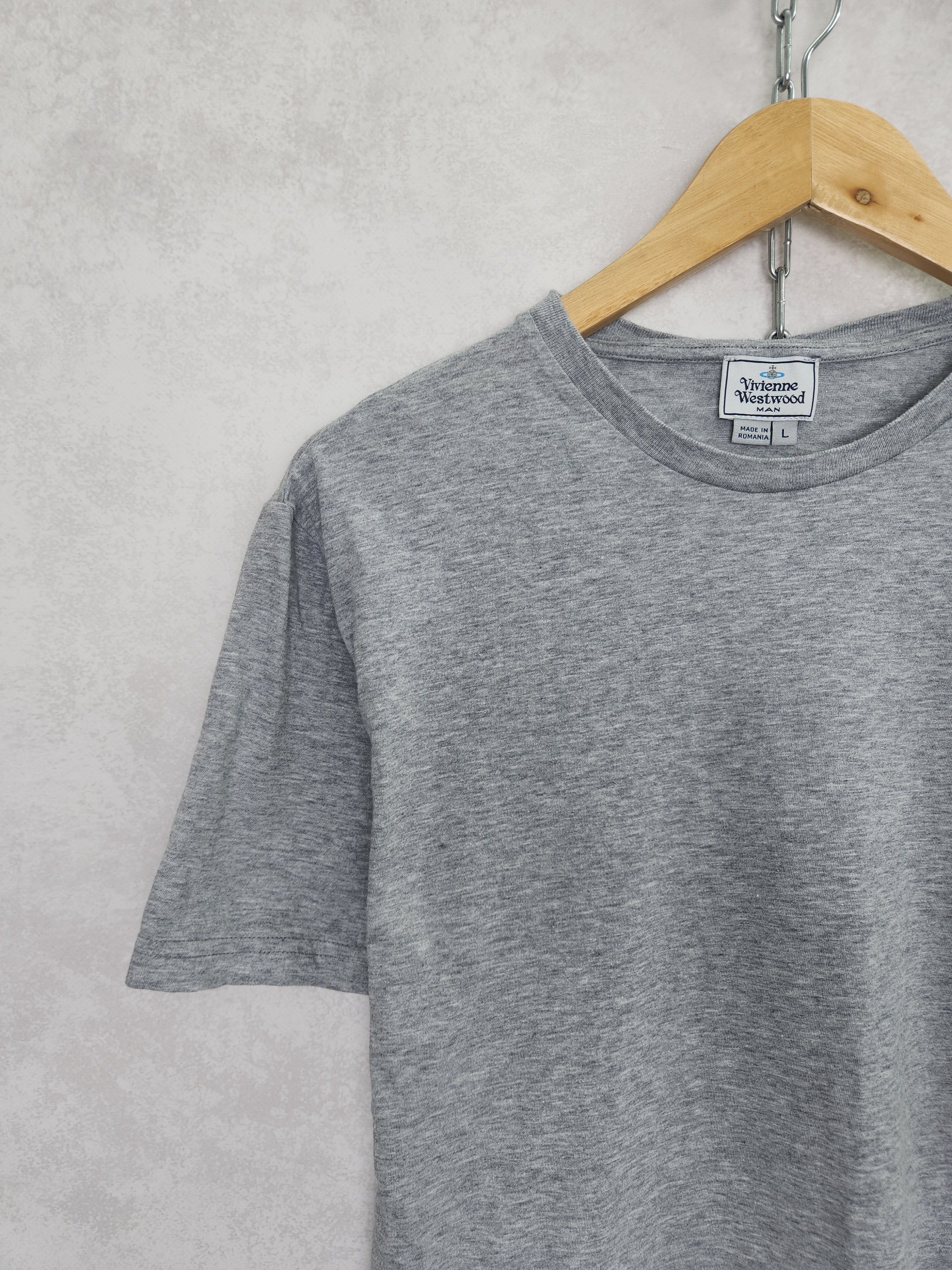 Vivienne Westwood Vivienne Westwood Man basic gray t shirt logo size L Size US L / EU 52-54 / 3 - 5 Thumbnail