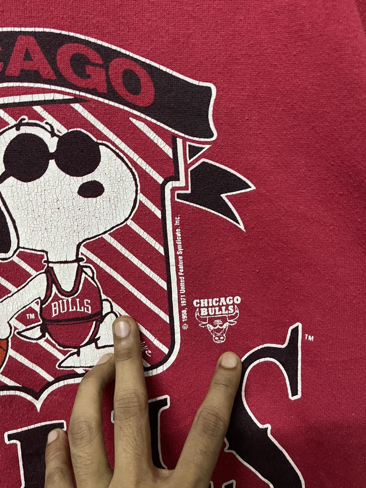 NBA VINTAGE 90s CHICAGO BULLS X SNOOPY SWEATSHIRT L SIZE Size US L / EU 52-54 / 3 - 6 Thumbnail