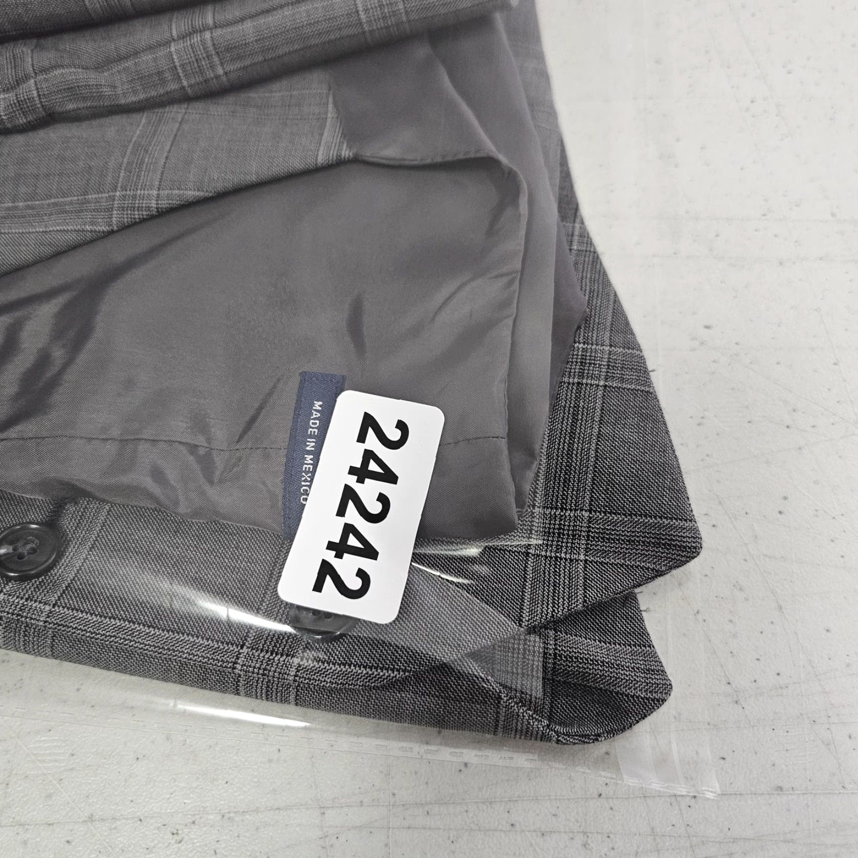 Stafford Stafford Vest Mens 4XL Gray Plaid Six-Button Belted Formal Suit Vest Waistcoat Size US XXL / EU 58 / 5 - 7 Thumbnail