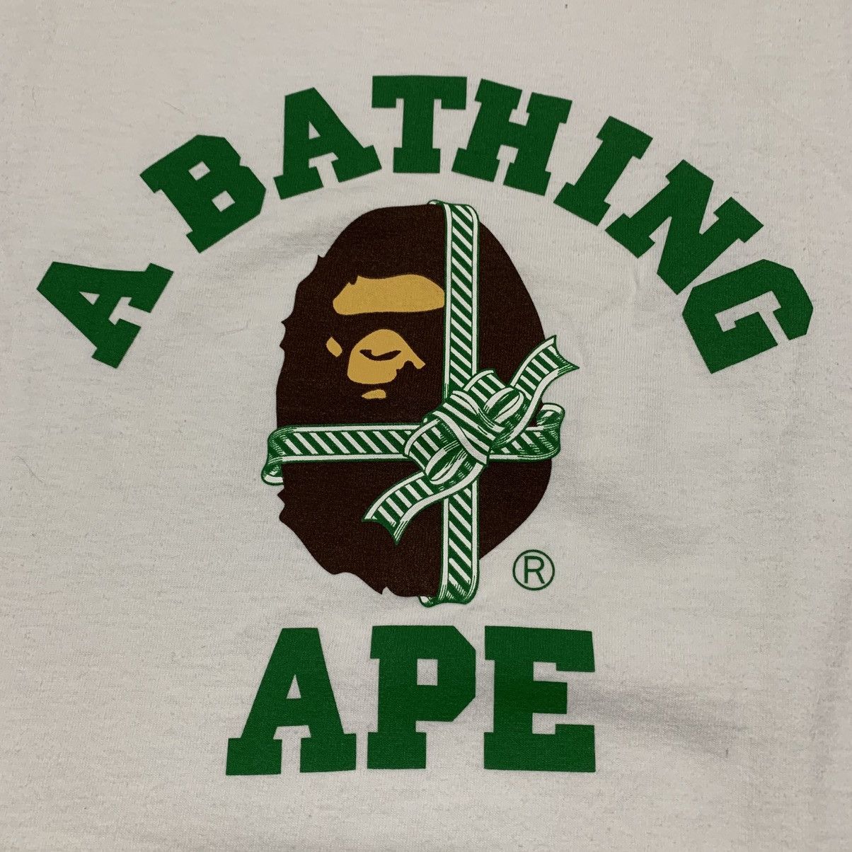 Bape Bape Medium Christmas College White Tee A Bathing Ape Size US M / EU 48-50 / 2 - 3 Thumbnail