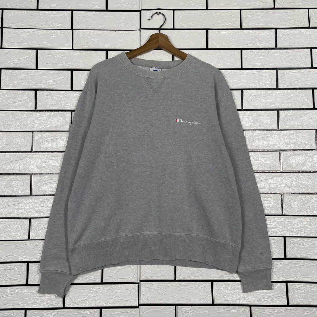 Champion Vintage Champion Crewneck Sweatshirt Size US L / EU 52-54 / 3 - 1 Thumbnail