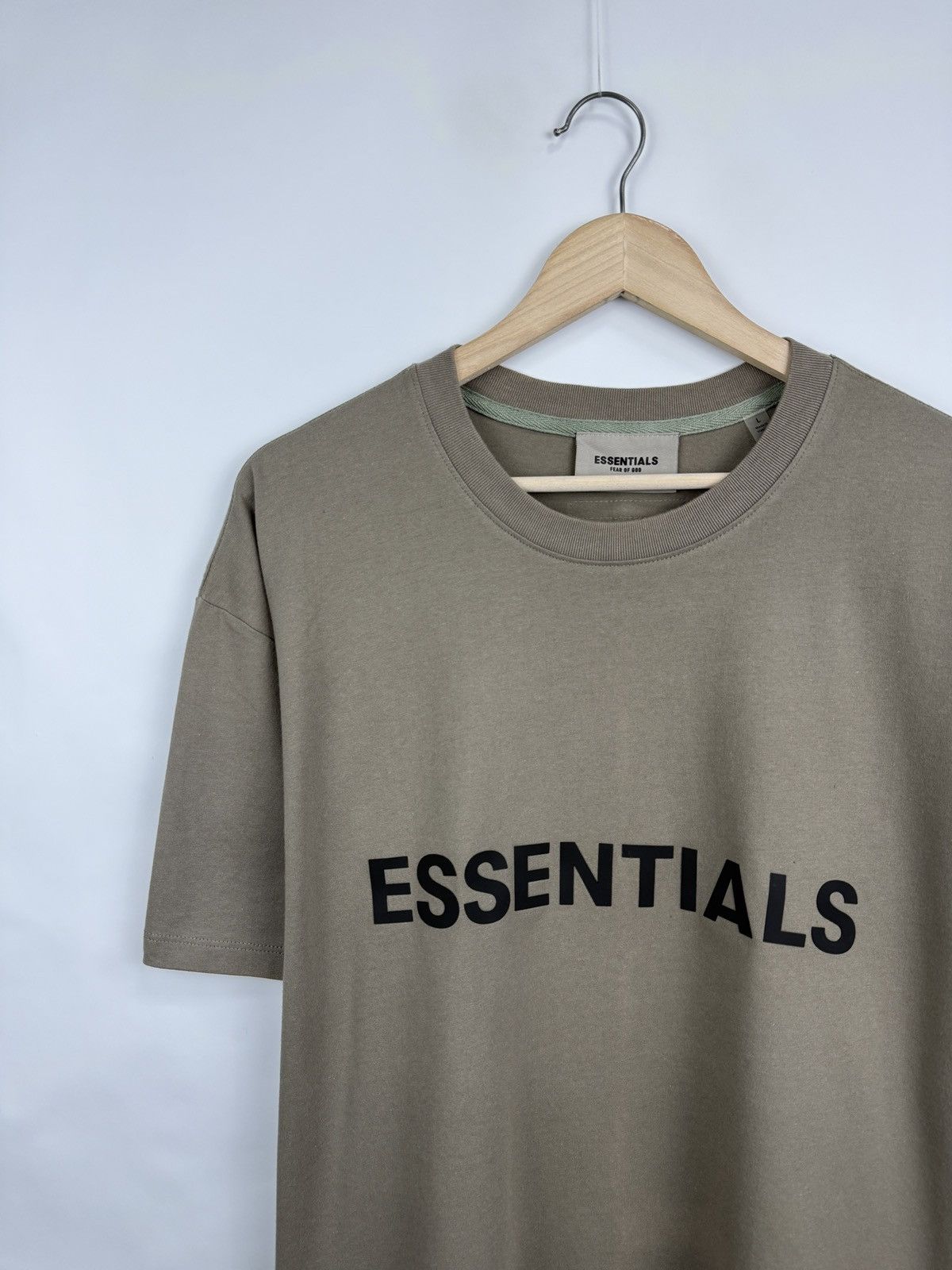 Essentials 🇺🇸 Essentials Fear Of God Y2K T-Shirt Hype Rare Retro Size US L / EU 52-54 / 3 - 3 Thumbnail
