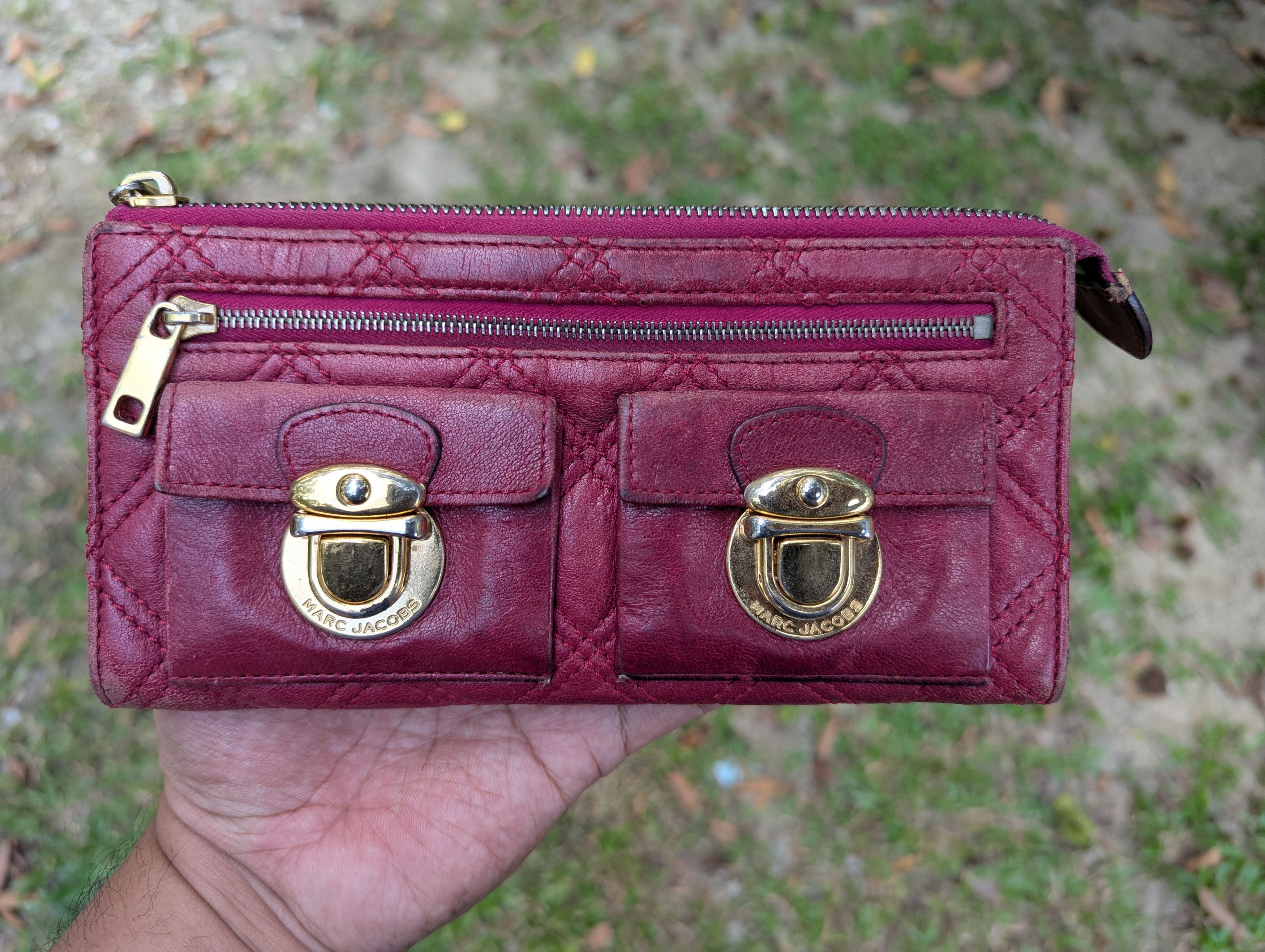 Marc Jacobs Marc Jacobs Quilted Leather Double Pocket Zip Wallet Size ONE SIZE - 1 Thumbnail