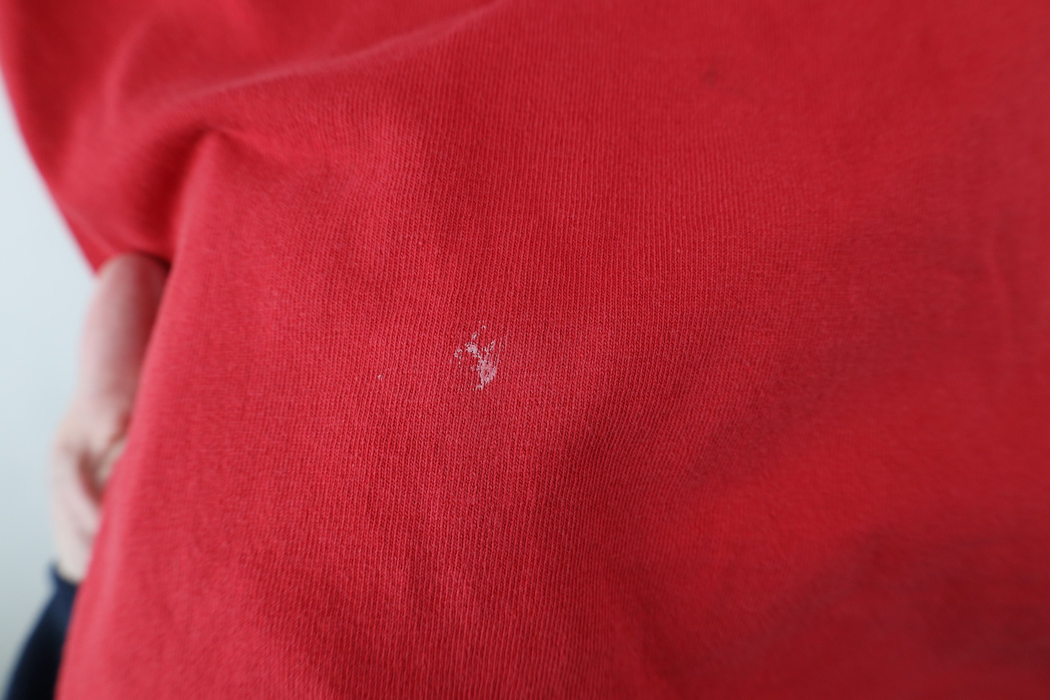 Vintage Vintage 90s Y2K Streetwear Alaska Moose Bear T-Shirt Red Size US L / EU 52-54 / 3 - 5 Thumbnail
