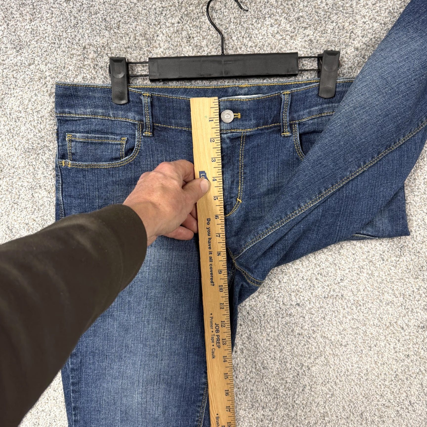 White House Black Market White House Black Market Jeans Womens 10 Slim Crop Mid Rise Denim Blue 34 Inseam 25.5 Inseam 25.5 Cropped Pockets Stretch Studded Button 5-Pocket Size 32" / US 10 / IT 46 - 5 Thumbnail