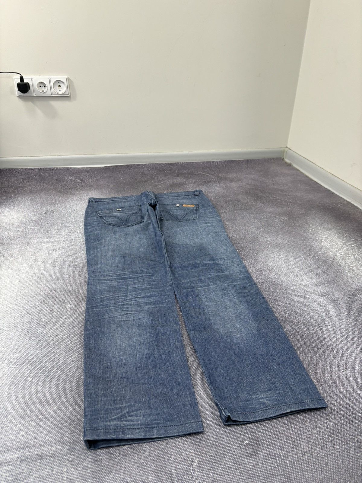 Dolce & Gabbana Vintage Dolce & Gabbana Women’s Girly Low Rise Denim Jeans Size 31" - 13 Thumbnail