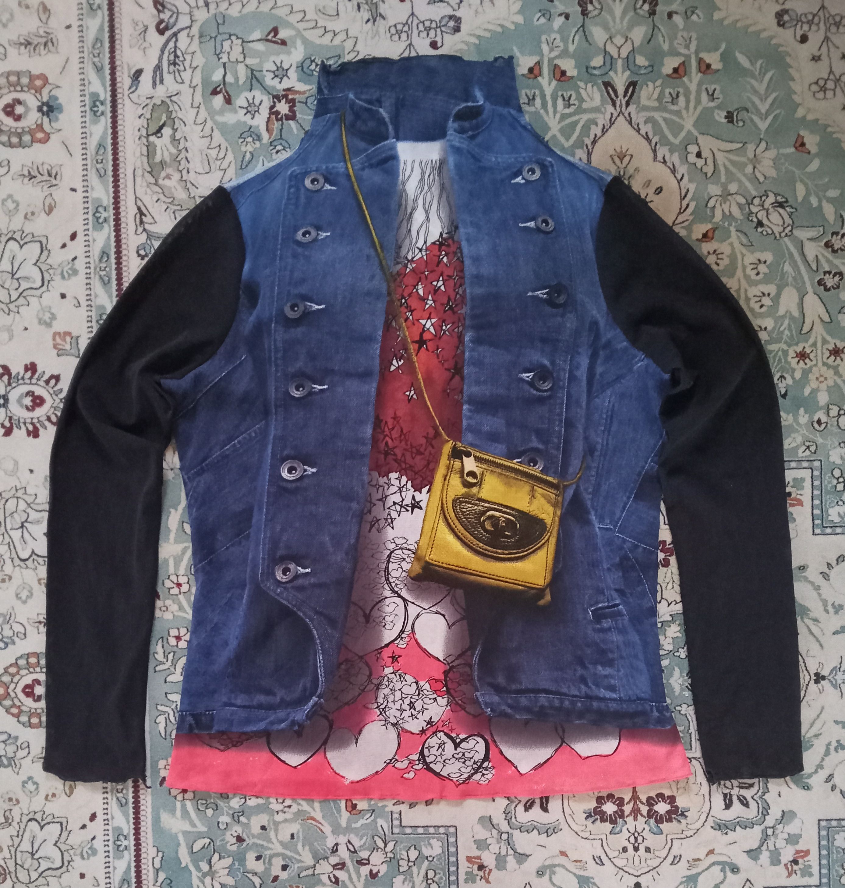 Japanese Brand Tout Fait Top Size M / US 6-8 / IT 42-44 - 1 Thumbnail