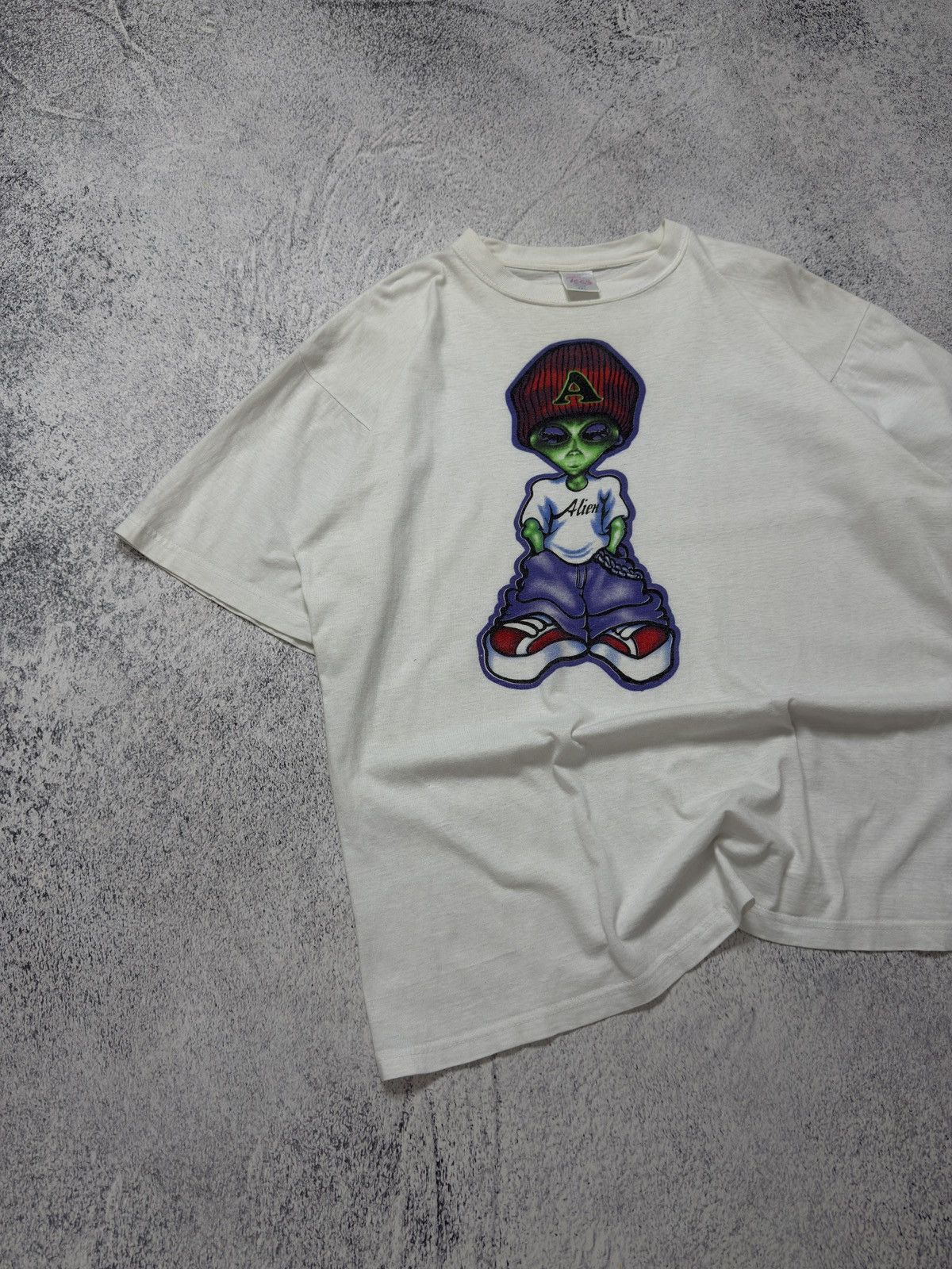 Vintage Vintage Alien T-Shirt Size US XXL / EU 58 / 5 - 2 Thumbnail