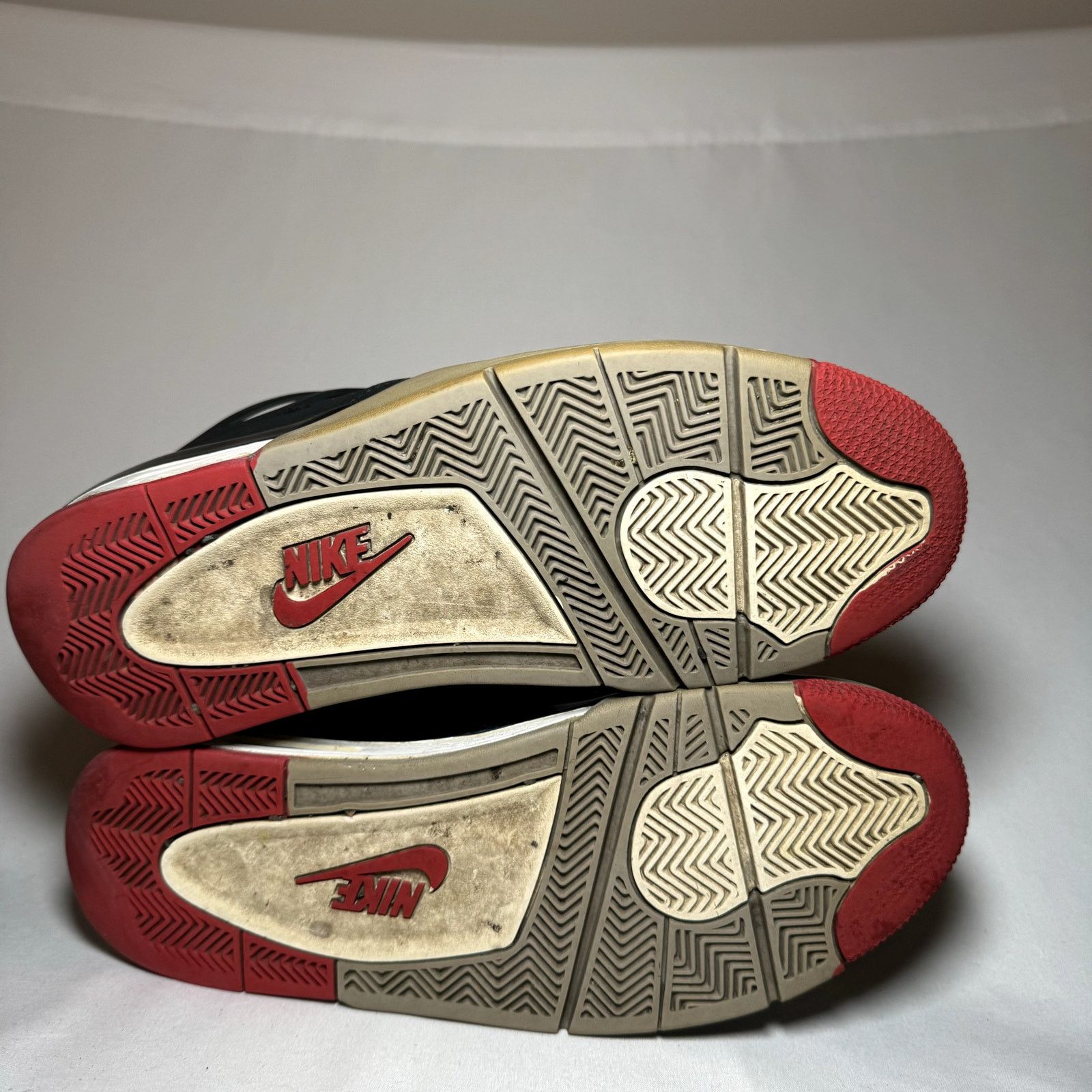 Jordan Brand × Nike Size 12 - Nike Air Jordan 4 Retro OG Bred 2019 Men's Shoes Size US 12 / EU 45 - 6 Thumbnail