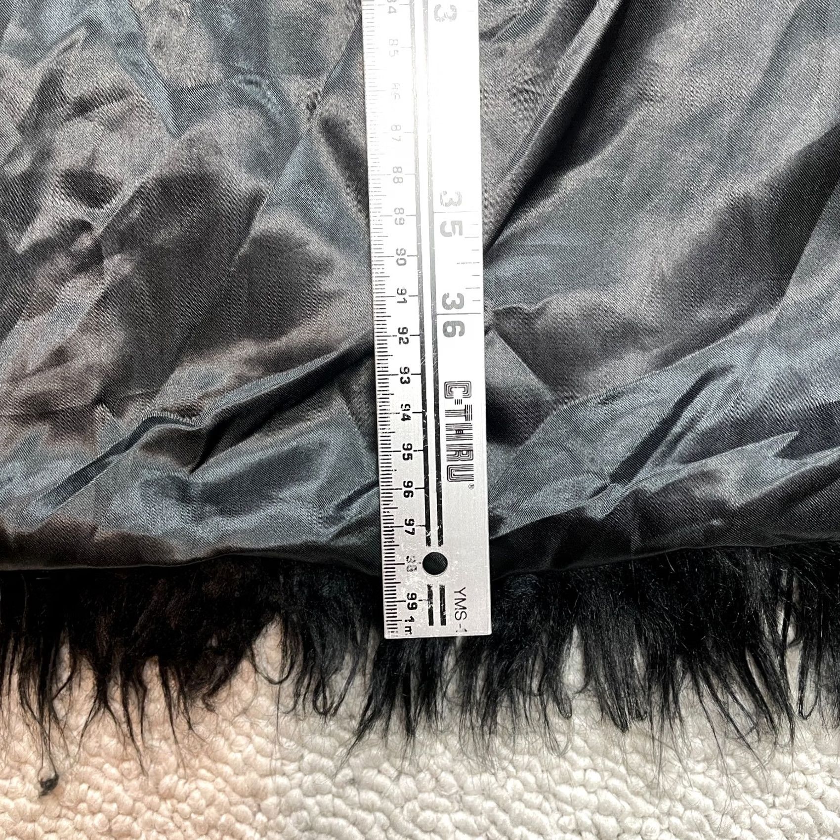 Boohoo VINTAGE Boohoo Faux Fut Coat Womens 8 Black Long Sleeve Fuzzy Soft Polyester Overcoat Size M / US 6-8 / IT 42-44 - 3 Thumbnail