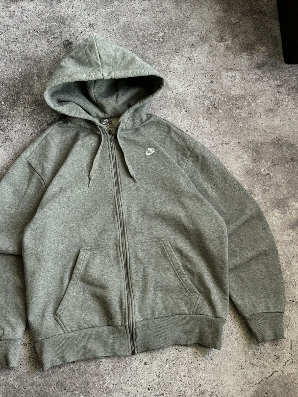 Nike × Vintage Vintage Nike Y2K grey zip oversized hoodie Size US XL / EU 56 / 4 - 5 Thumbnail