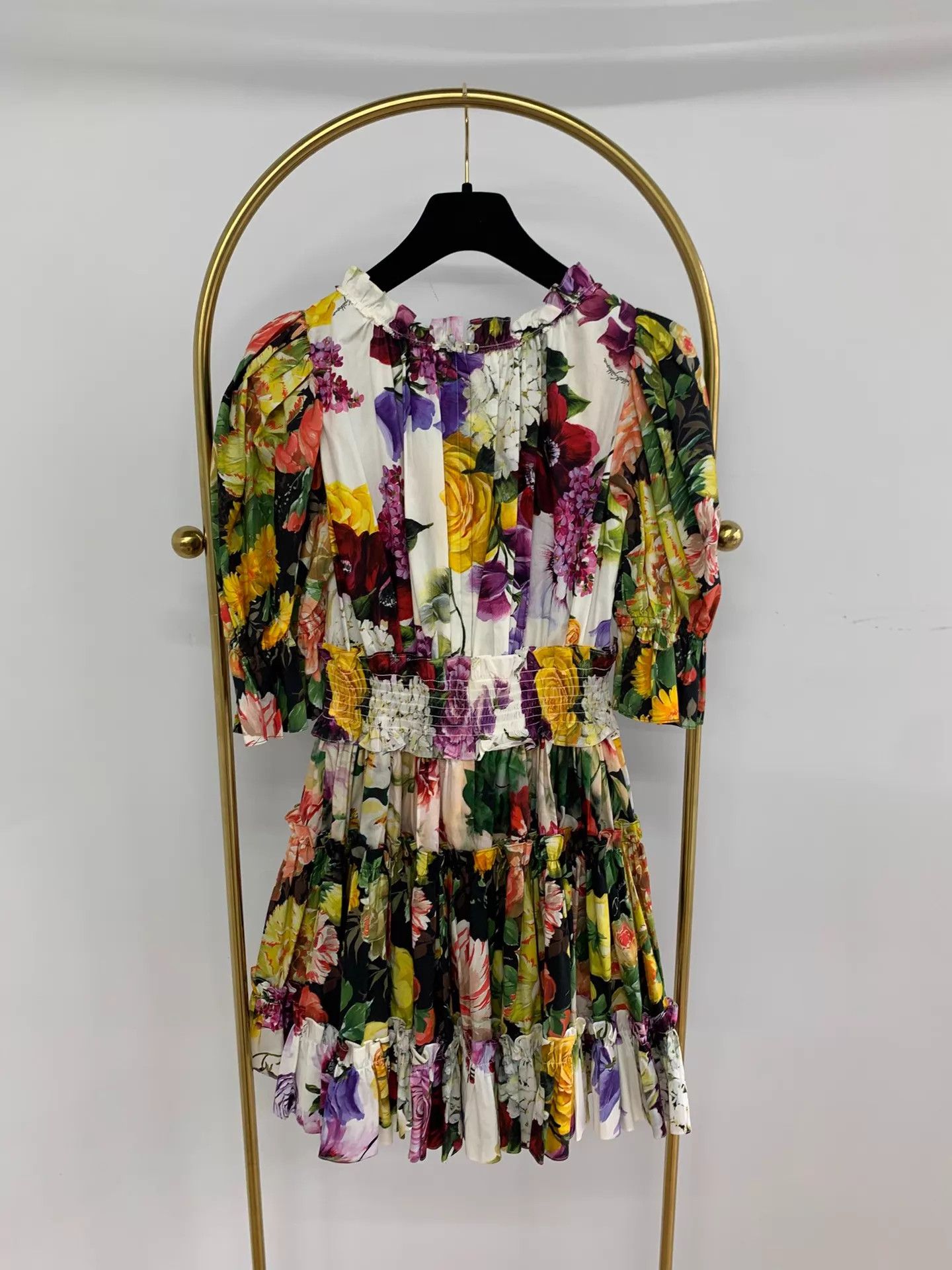 Dolce & Gabbana DG Colorful Floral Dress Size 42 New Size M / US 6-8 / IT 42-44 - 3 Thumbnail
