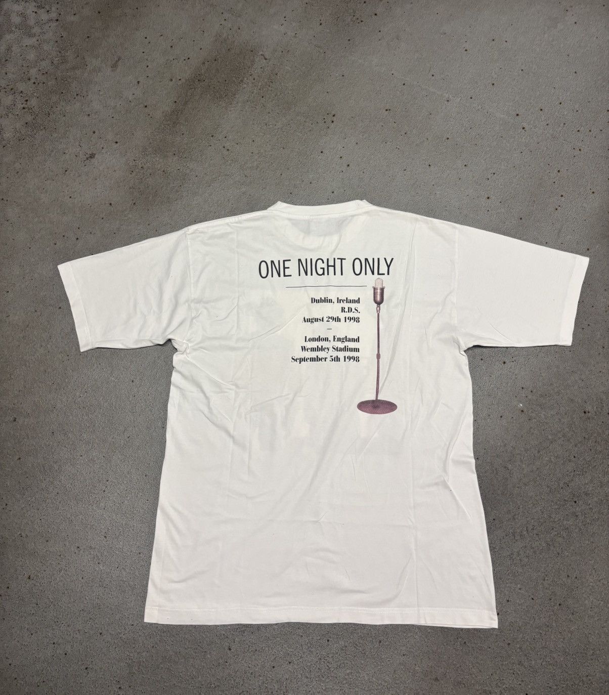 Band Tees 1998 Bee Gees One Night Only T-shirt Size US XL / EU 56 / 4 - 3 Thumbnail
